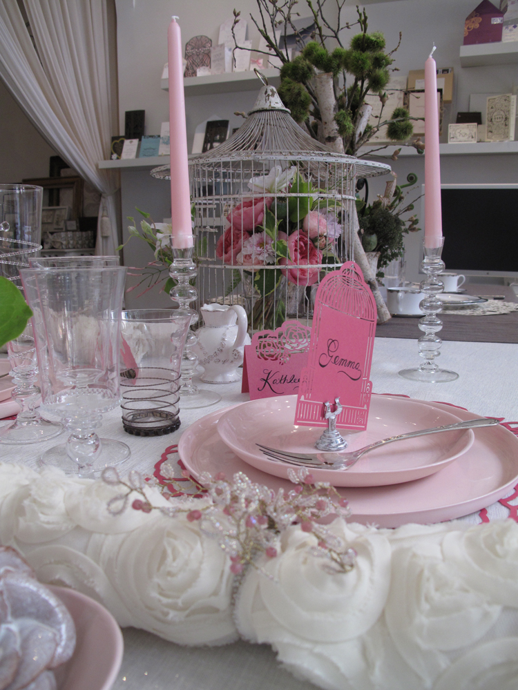 Robin_Zachary_birdcage_Table2_lr.jpg