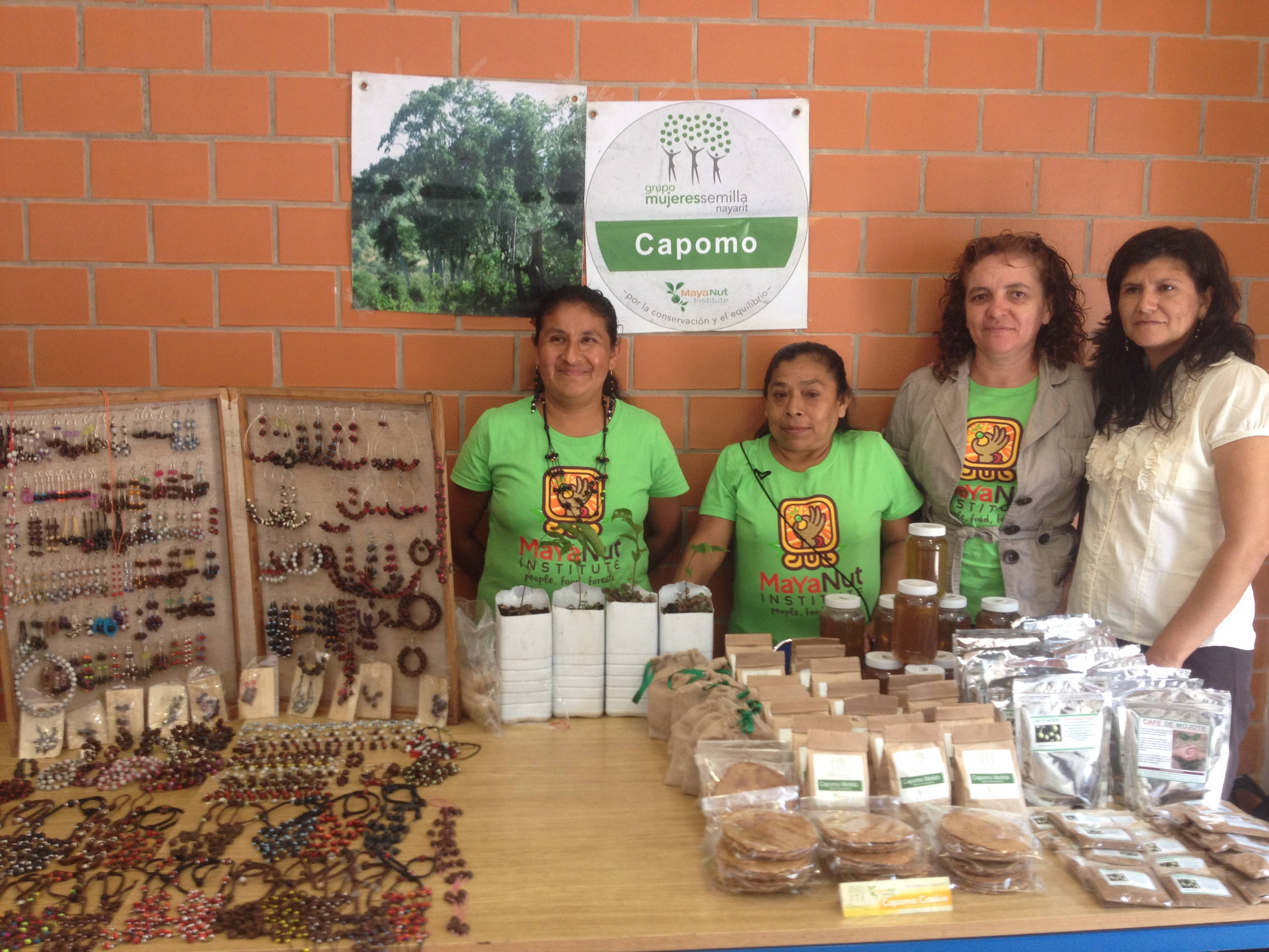 Educators of Capomo (Maya Nut) and reforestation.