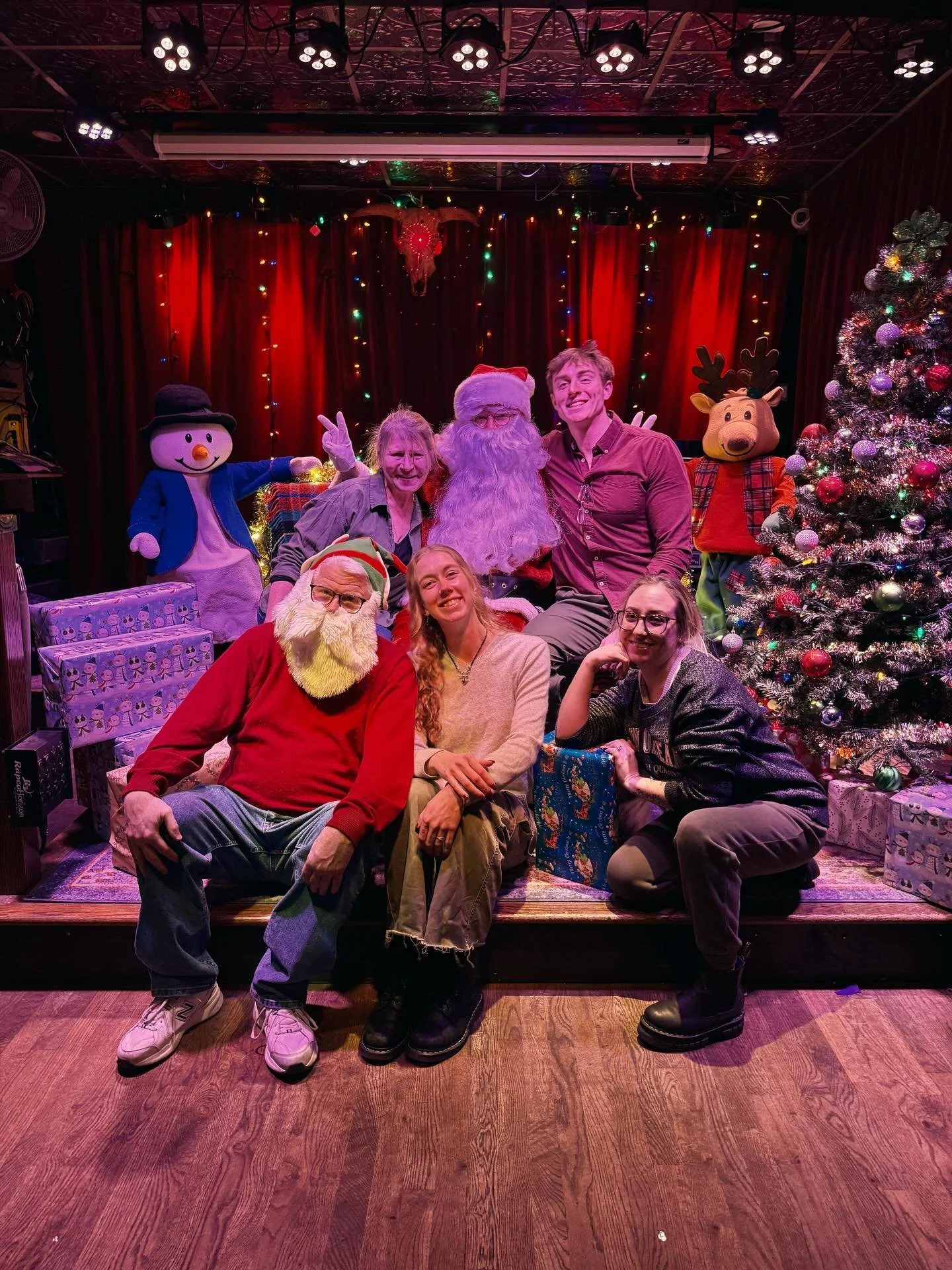 Santa stopped by for a beer break 🍻

&bull;
&bull;
&bull;

#stillpartners #seacliffny #christmaslongisland #longislandbars #happyholidays