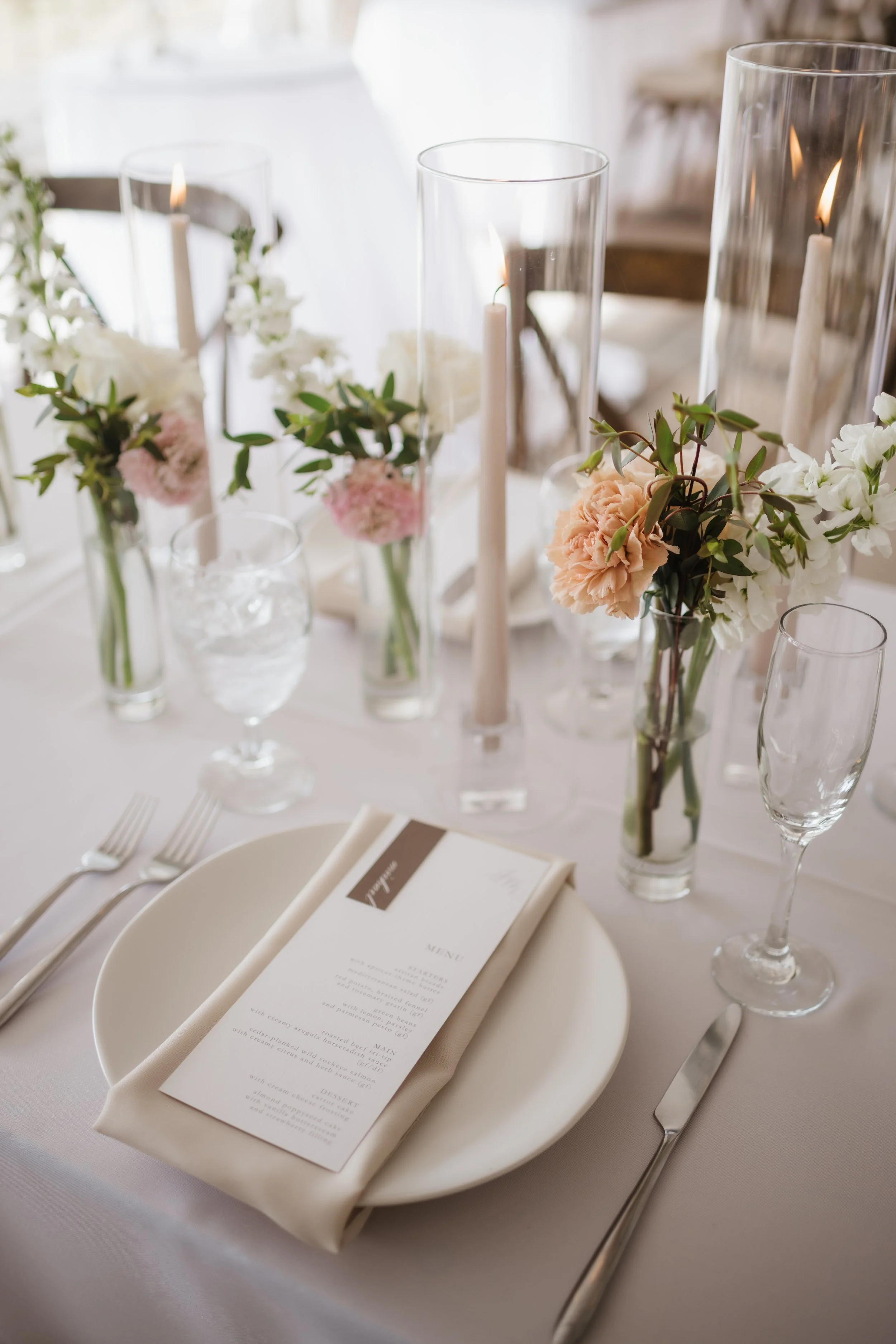 Minimalist Table Setting
