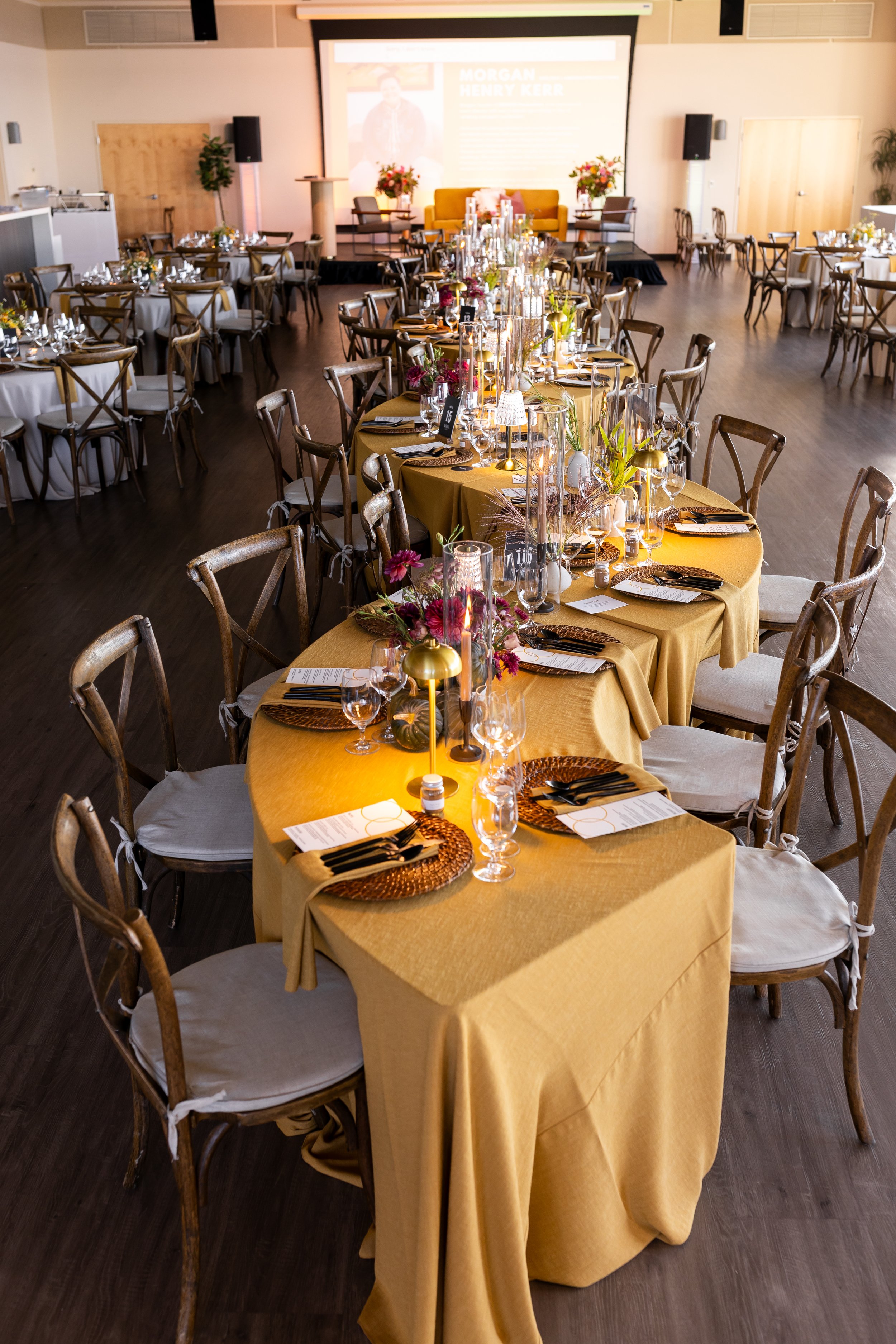 Table Design Featuring Stationery