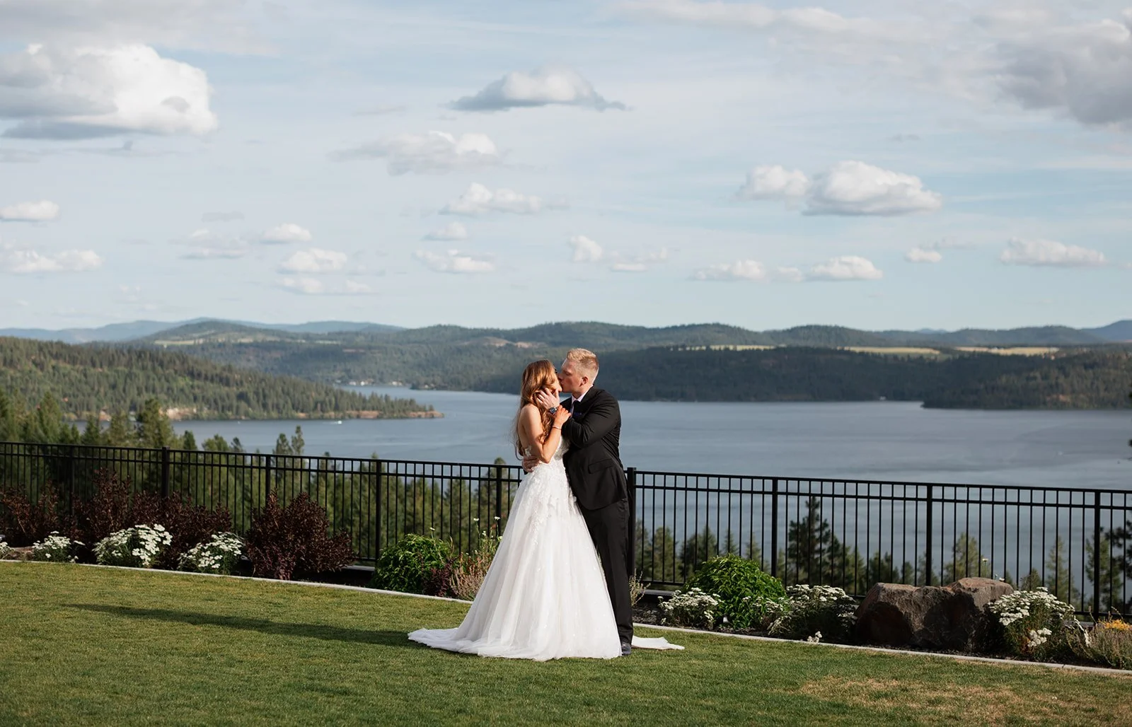Elegant Outdoor Bride Portrait