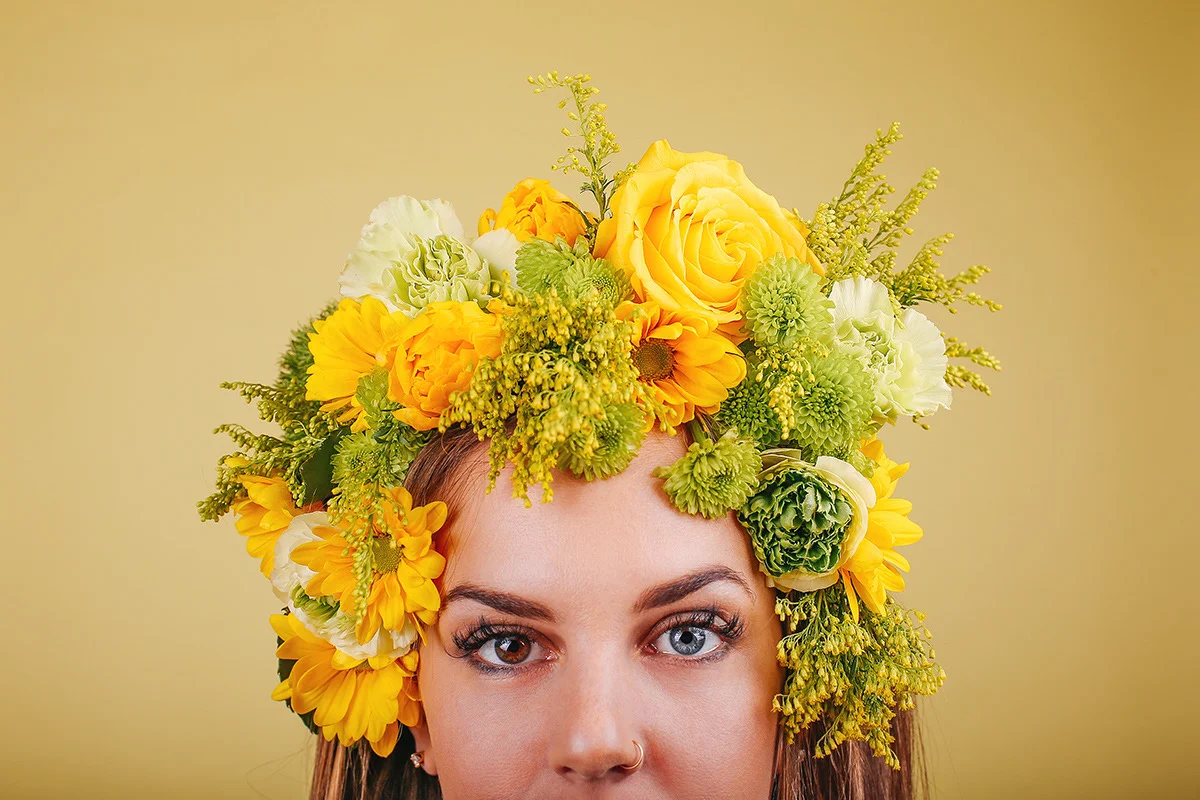 Prop Stylist: Sara Flate