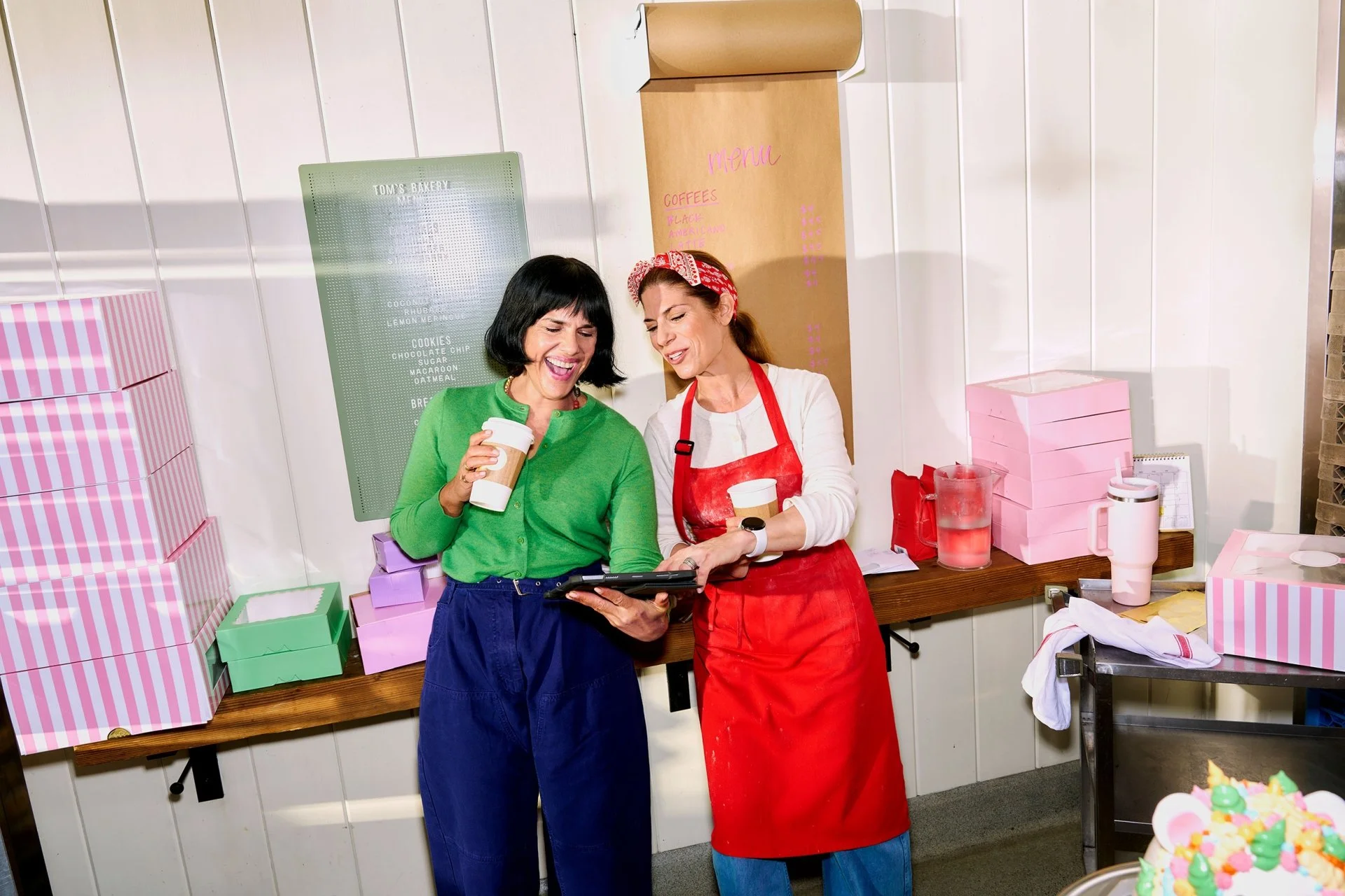 VERIZON: SET DECORATOR/ART COORDINATOR: SARA FLATE, PD TAMASIN REID, PHOTOGRAPHER TOM VAN SCHELVEN