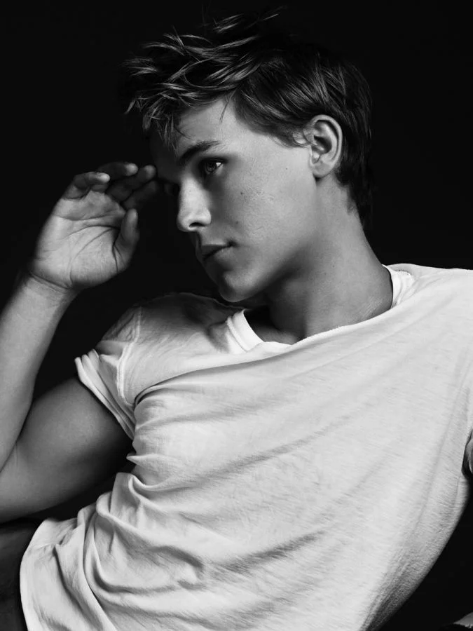 99819_rhys_wakefield_01_075.jpg