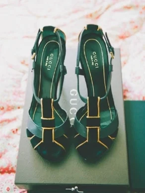 emerald shoes.jpg