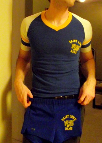 cbcostumeslsgym.jpg