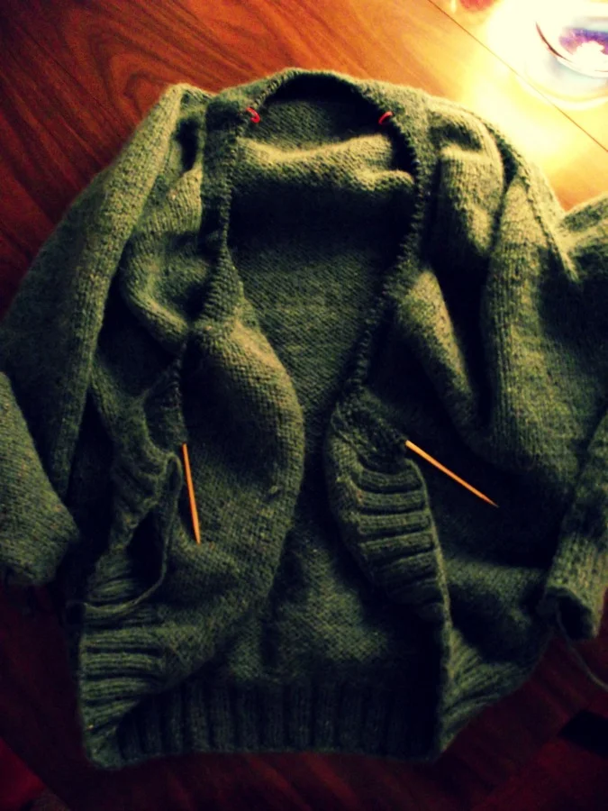 cbsweaterlinen.jpg