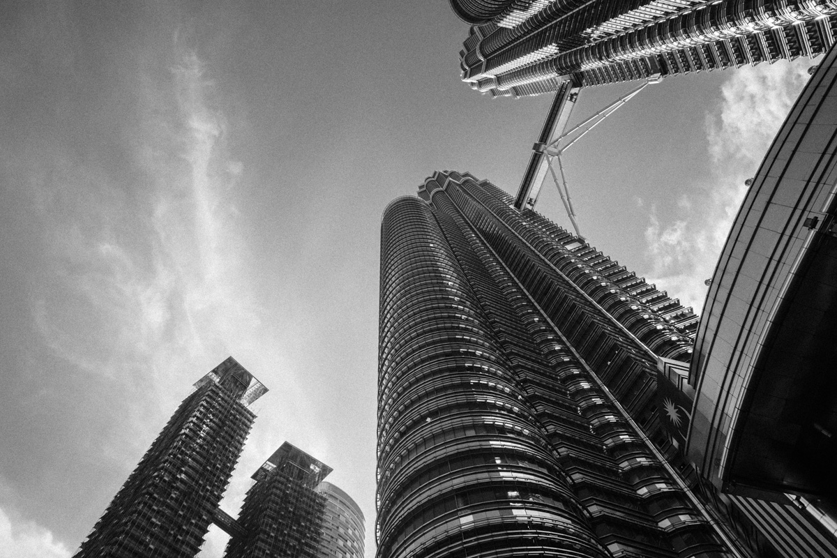 Petronas Towers, Kuala Lumpur. Architect: César Pelli.