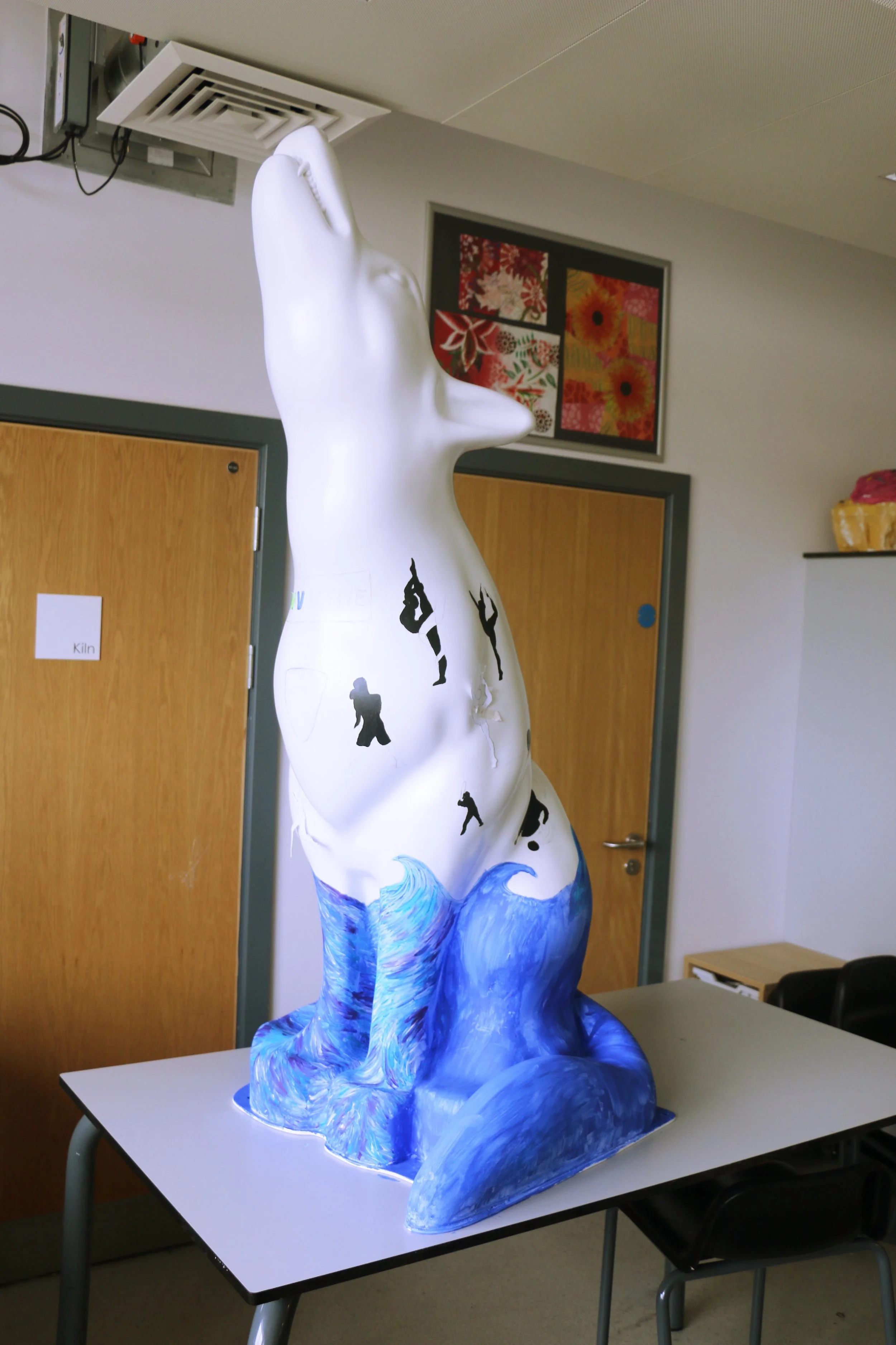 Wolf sculpture taking shape ahead of city trail