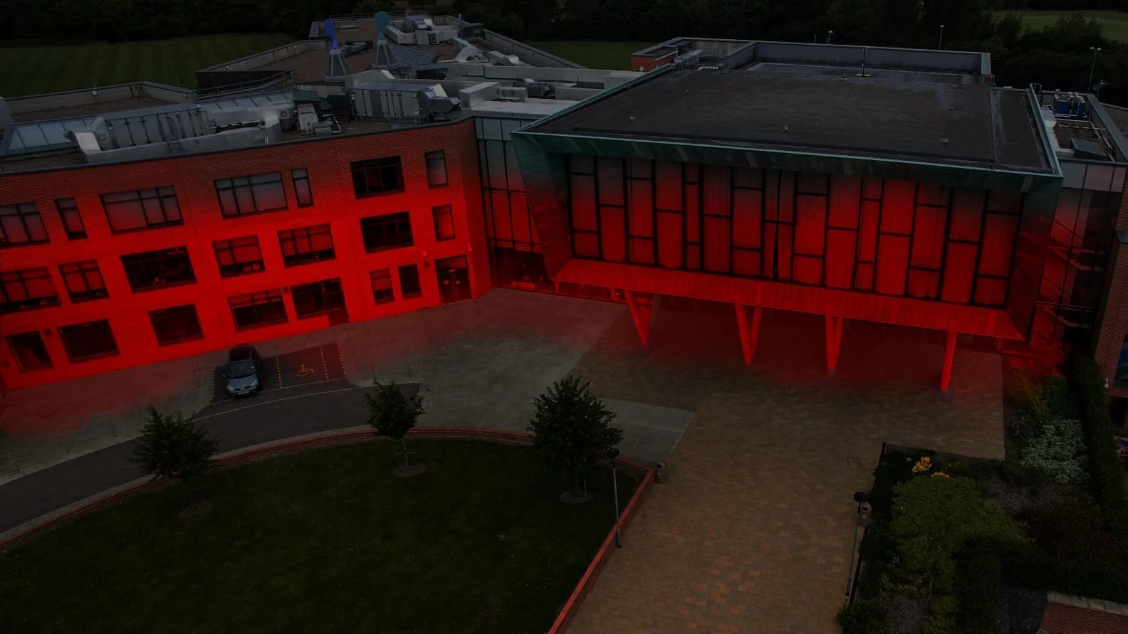 Highfields turned red to shine light on Arts industry crisis