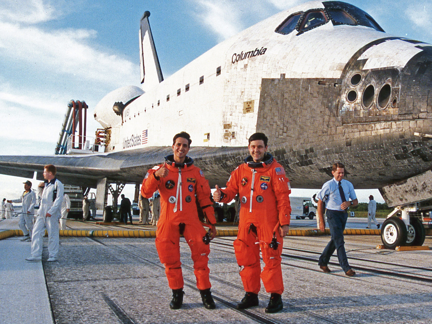  Post-landing inspection with STS-65 commander Bob Cabana. 