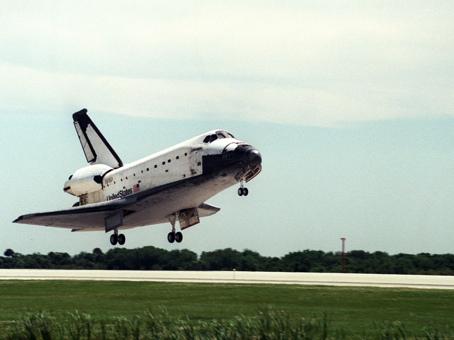 Landing of Columbia at conclusion of STS-83 mission on April 8, 1997.
