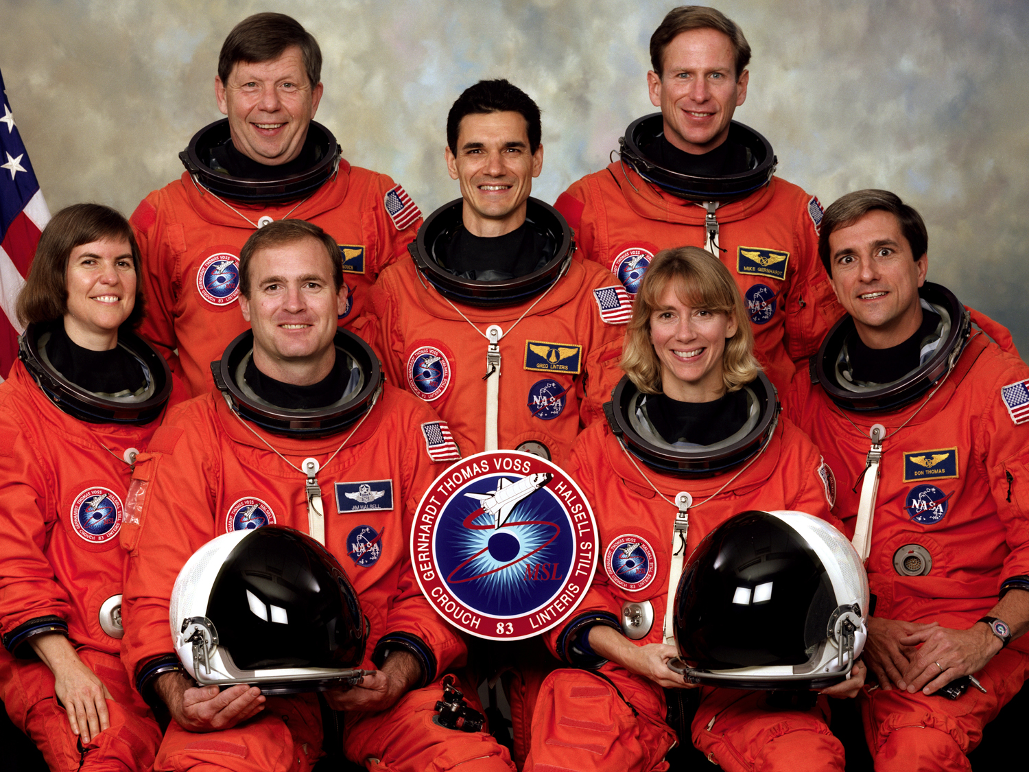  STS-83 official crew portrait. 