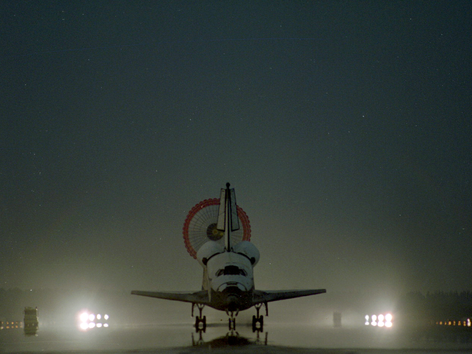  Early morning landing of Columbia on July 17, 1997. &nbsp;This turned out to be my last day in space. 