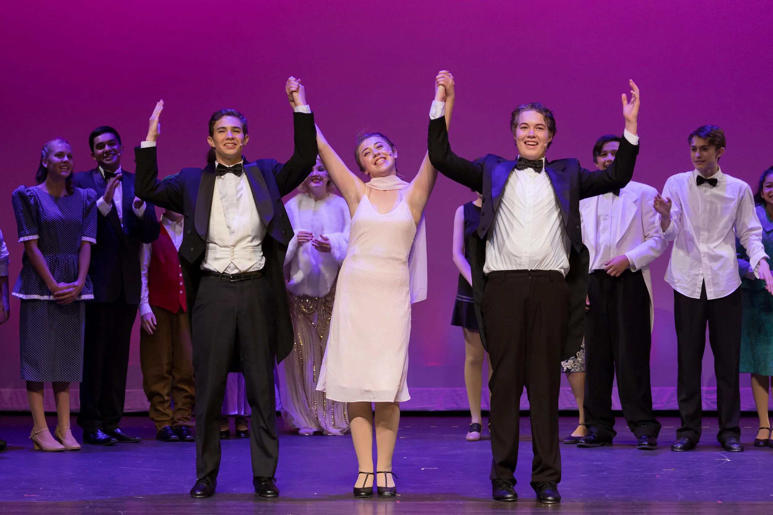 Singin-0700.jpg