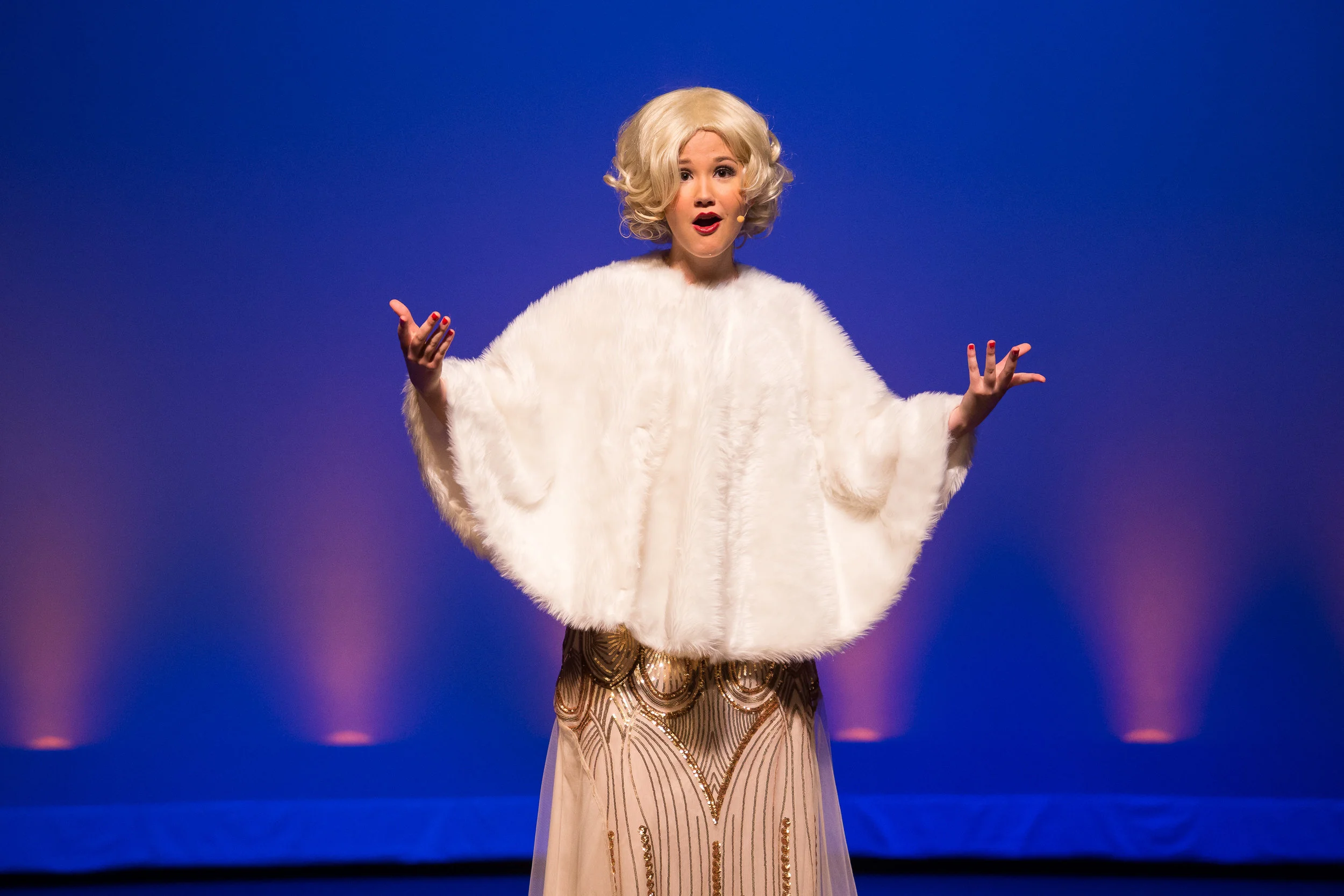 Singin-0679.jpg