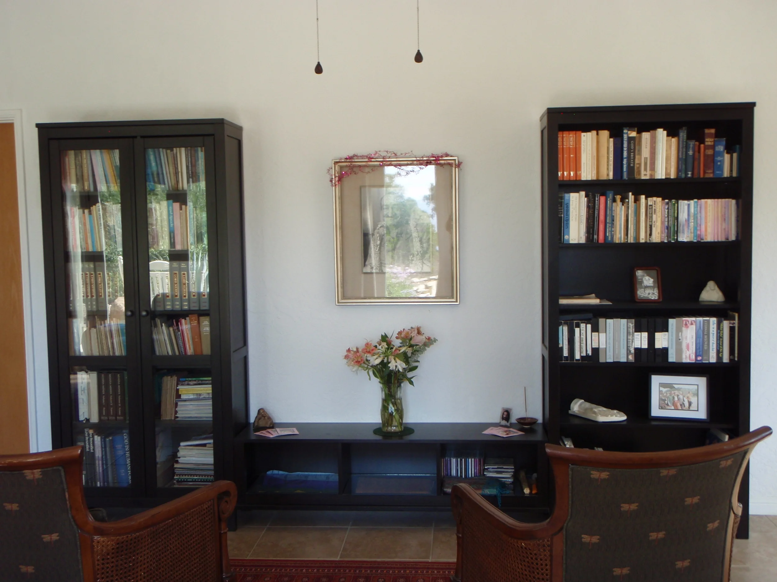 THE MEHER MOUNT LIBRARY of books by and about Avatar Meher Baba and His Advent. (Margaret Magnus photo, 2014.)