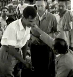 BILL LE PAGE receiving Avatar Meher Baba's blessing in 1954 at the gathering that has come to be known as the "Three Incredible Weeks."