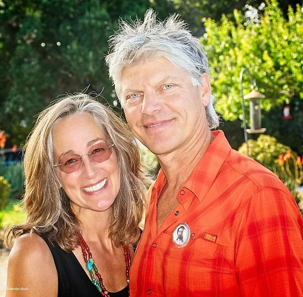ELLEN KWIATKOWSKI & ERIC CARLSON arrive in time to prepare for and help host the annual Anniversary Sahavas at Meher Mount commemorating Avatar Meher Baba’s 1956 visit. (Photo: Juan Mendez, August 3, 2019)
