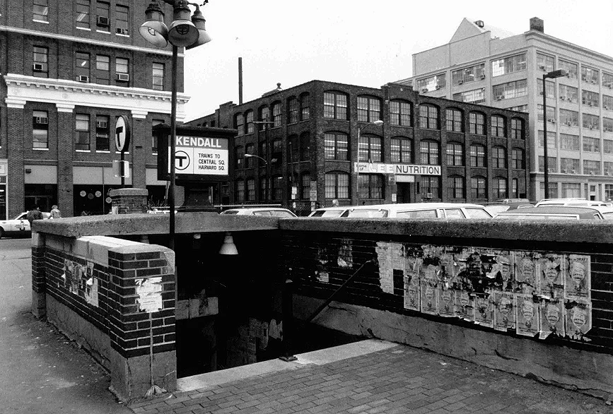 CRA-HistoricPhoto-TStationEntrance.jpg