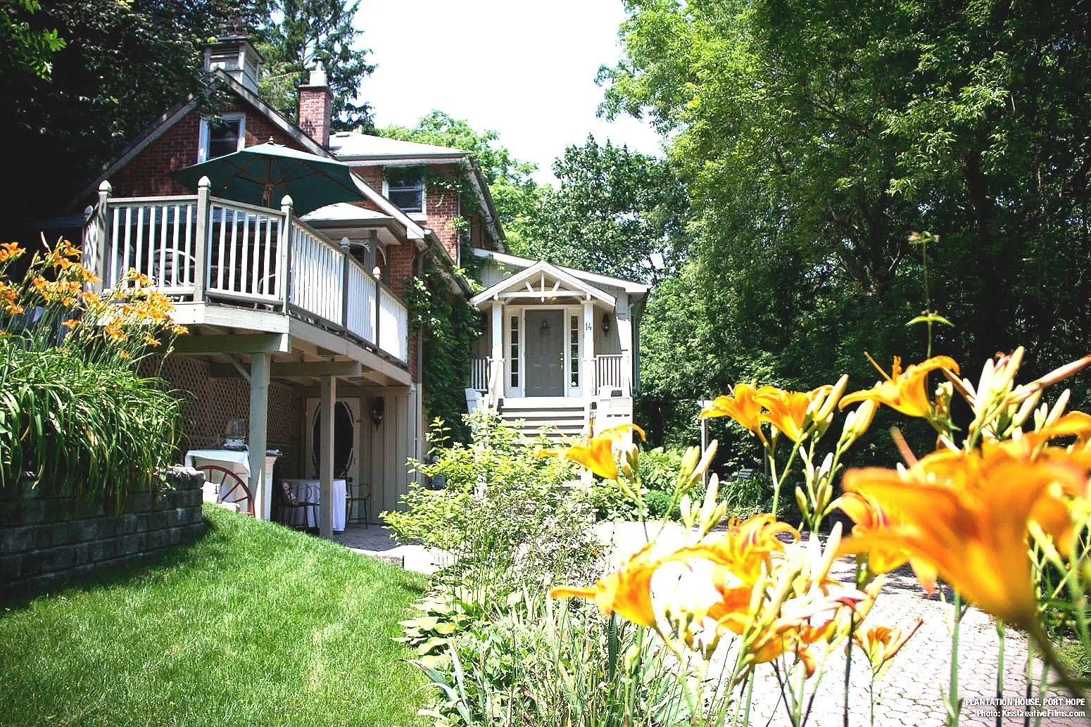 Plantation House Bed & Breakfast