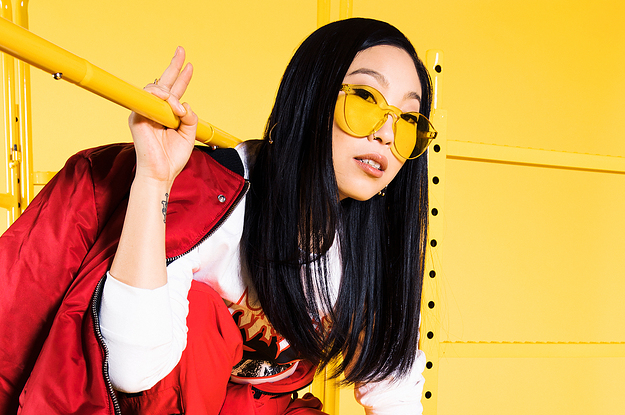 how-awkwafina-went-from-rapping-to-oceans-8-and-c-2-10023-1525815604-2_dblbig.jpg