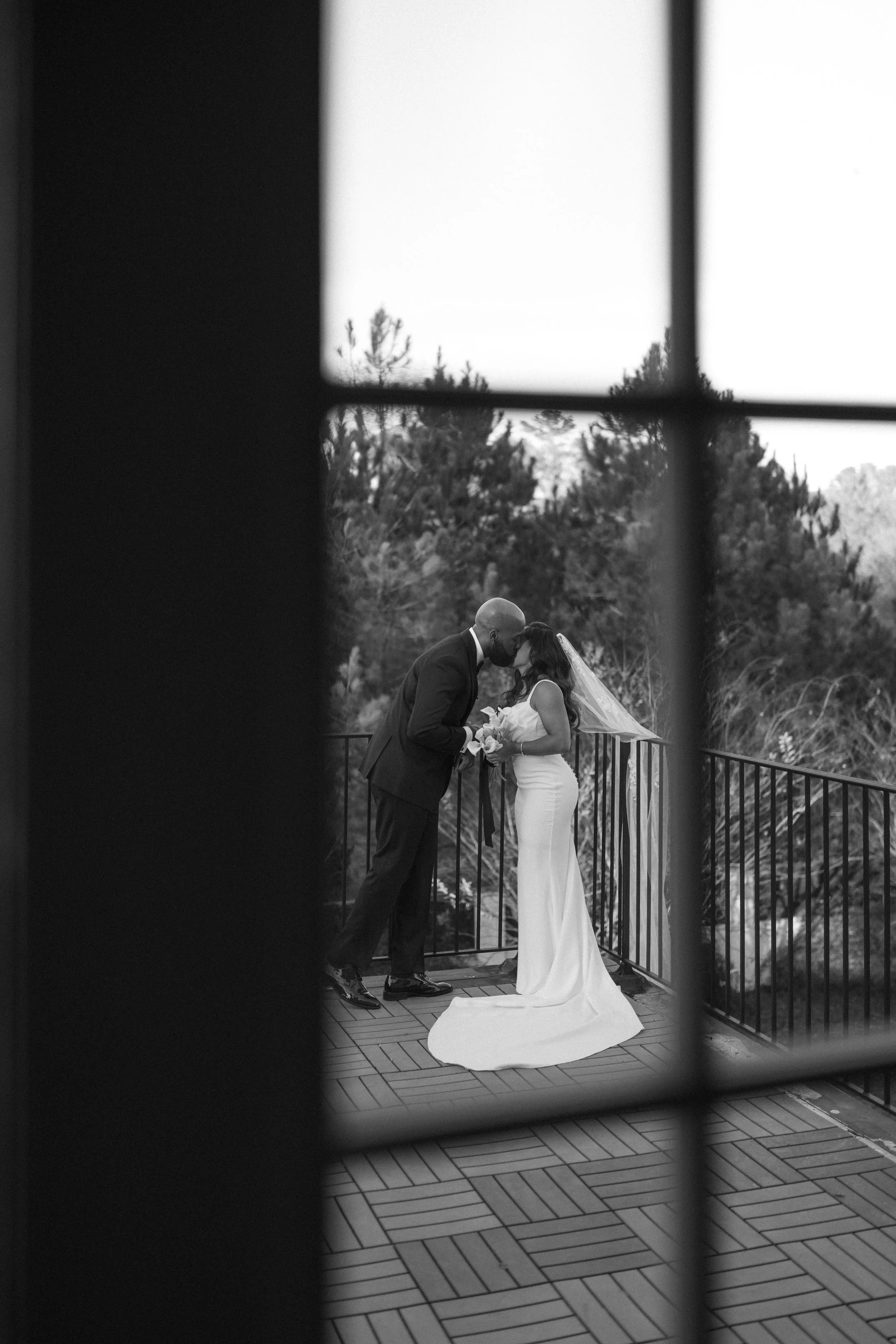 MORELOVEPHOTOGRAPHY_PORTRAITS_BRADFORDWEDDING-231.jpg