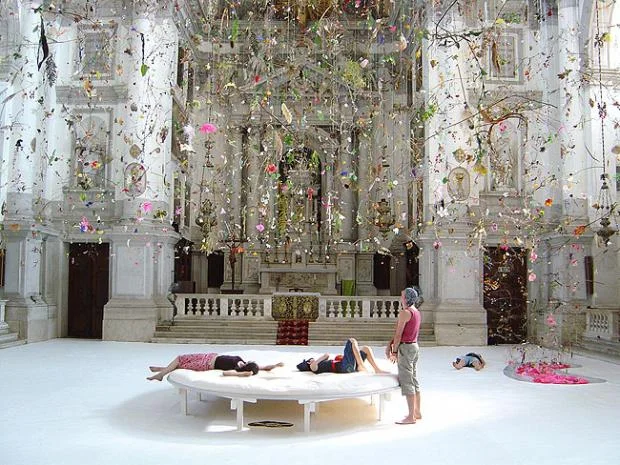 mansion_stuff_hanging.jpg