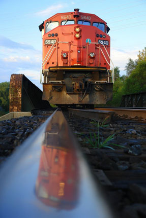 rail serve.jpg