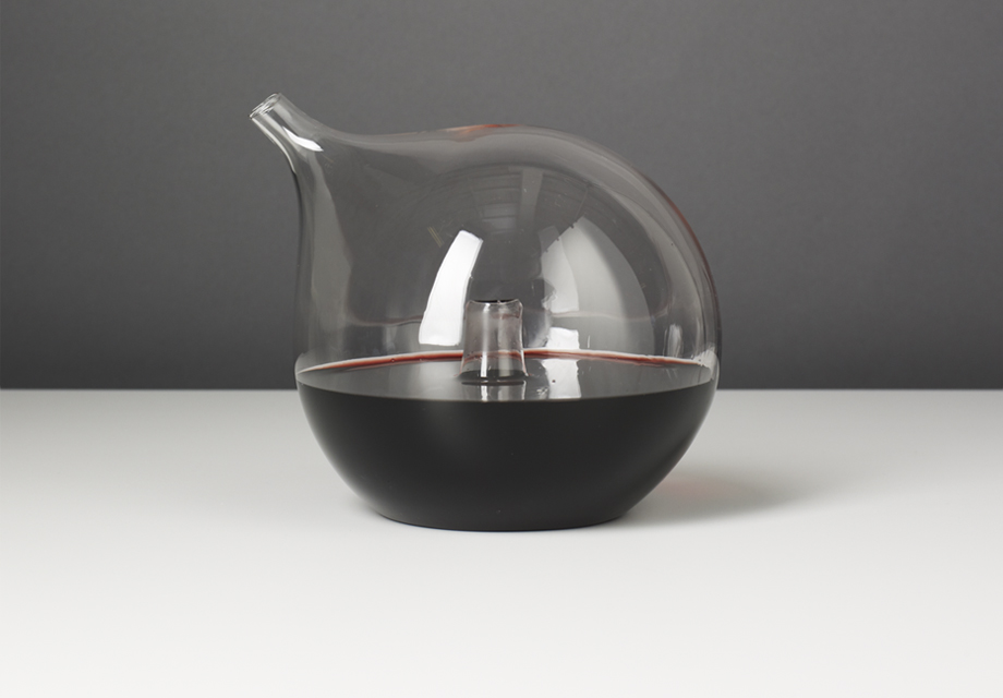 VERT_DESIGN_STUDIO_STILLA-CARAFE12.jpg