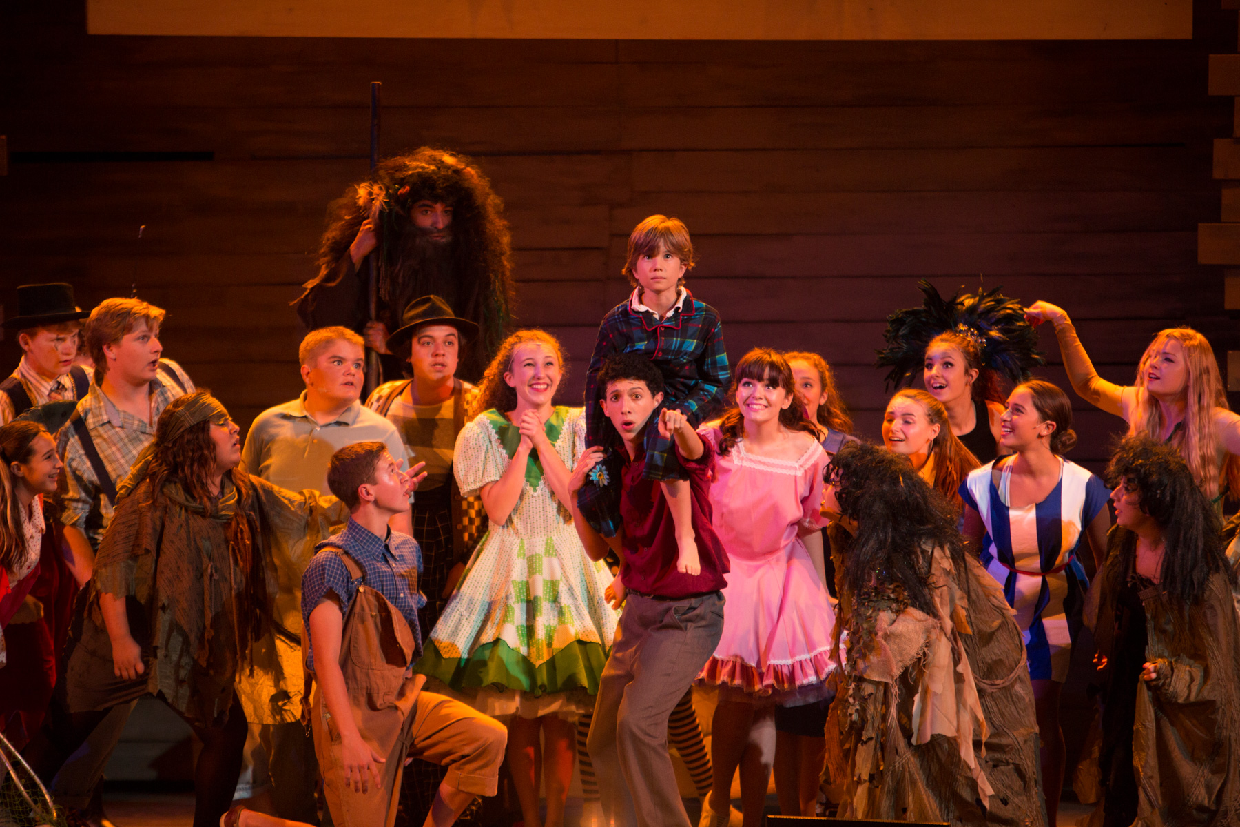 Big Fish: The Musical at Santa Barbara High School Theatre, Fall 2014. Photo: © Isaac Hernandez/PhotographybyIsaac.com