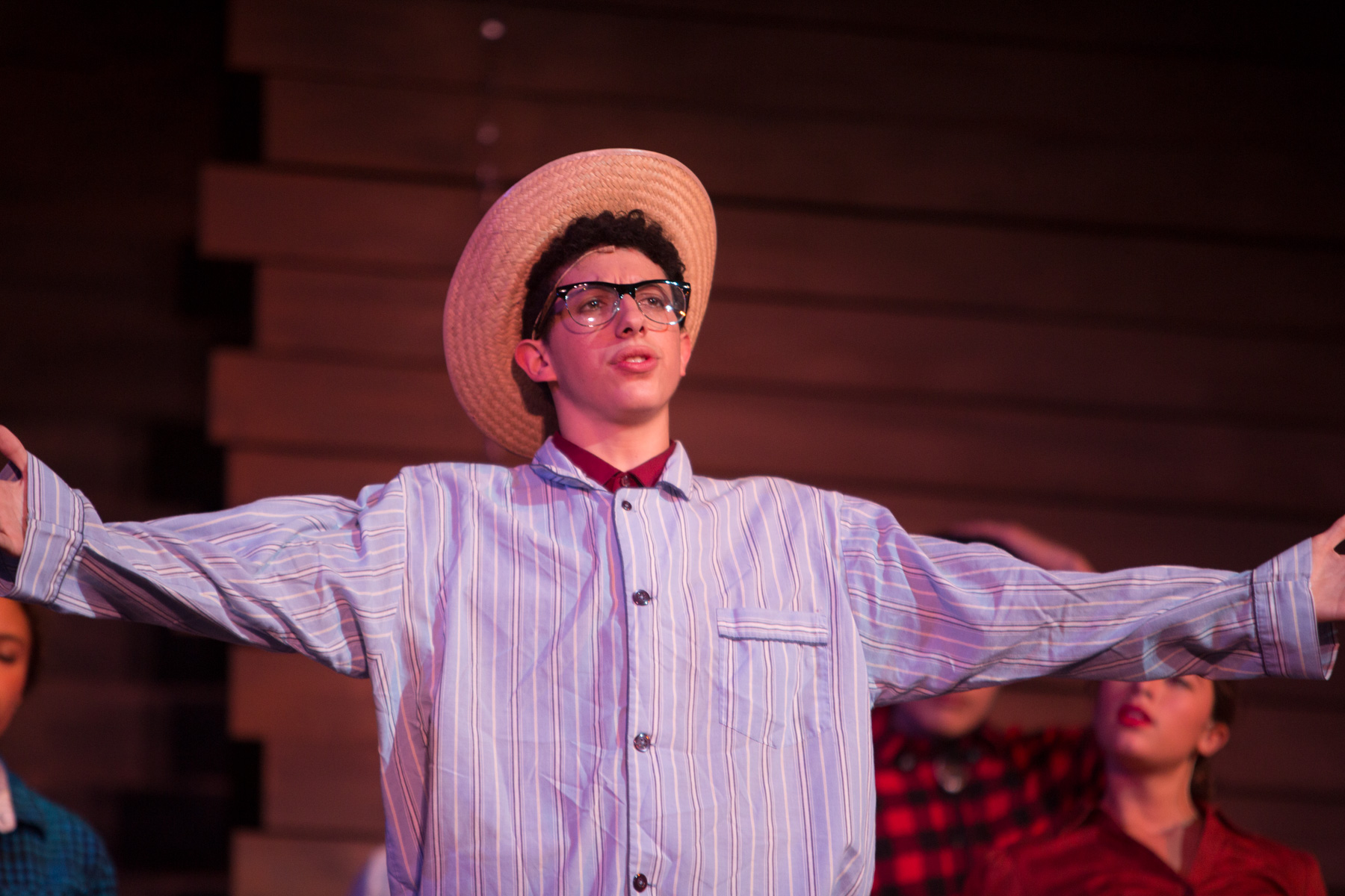 Big Fish: The Musical at Santa Barbara High School Theatre, Fall 2014. Photo: © Isaac Hernandez/PhotographybyIsaac.com