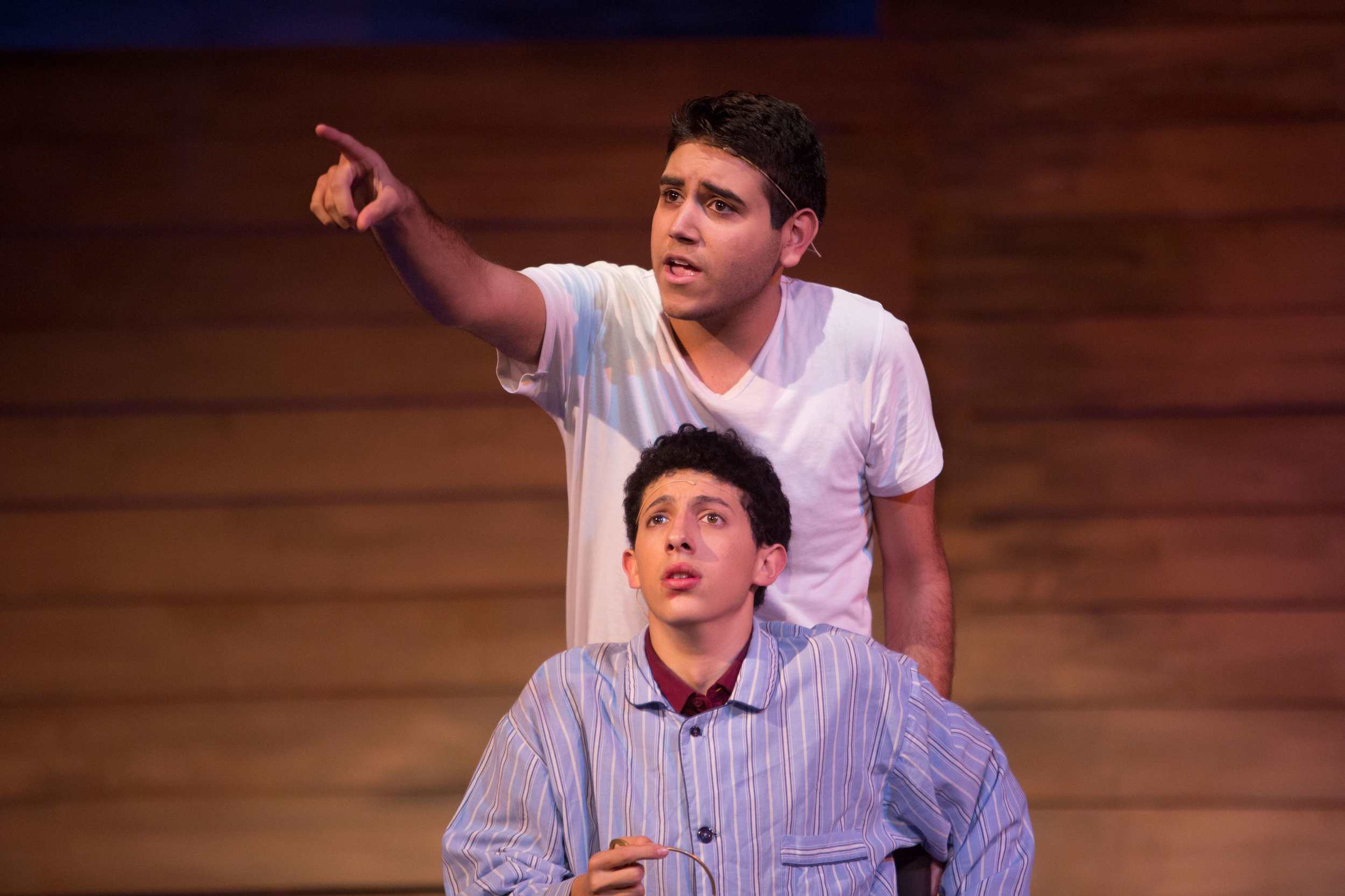 Big Fish: The Musical at Santa Barbara High School Theatre, Fall 2014. Photo: © Isaac Hernandez/PhotographybyIsaac.com