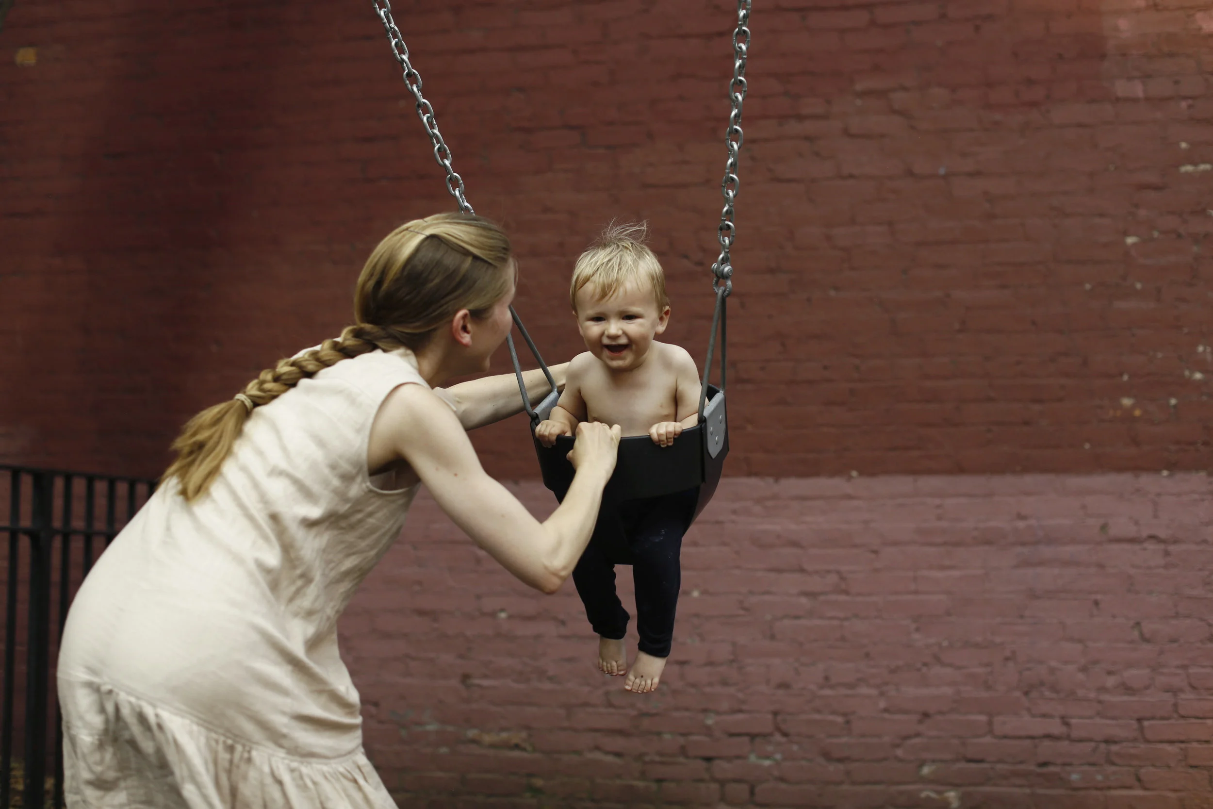 kids-lifestyle-swing-patrick-fraser-2103.jpg