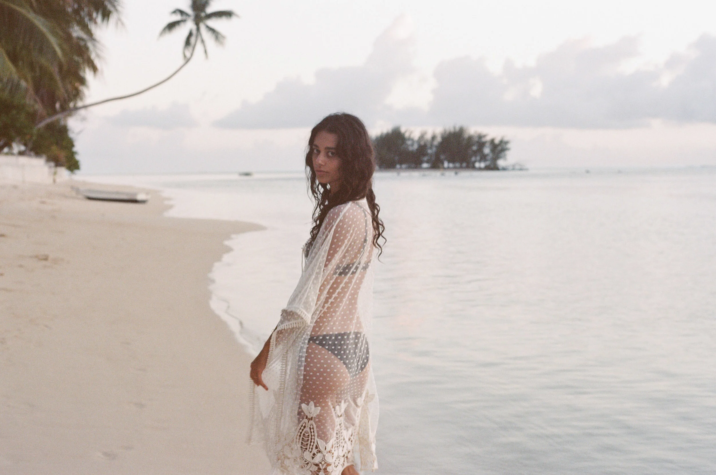 tahiti-model-lifestyle-zelly-patrick-fraser.jpg