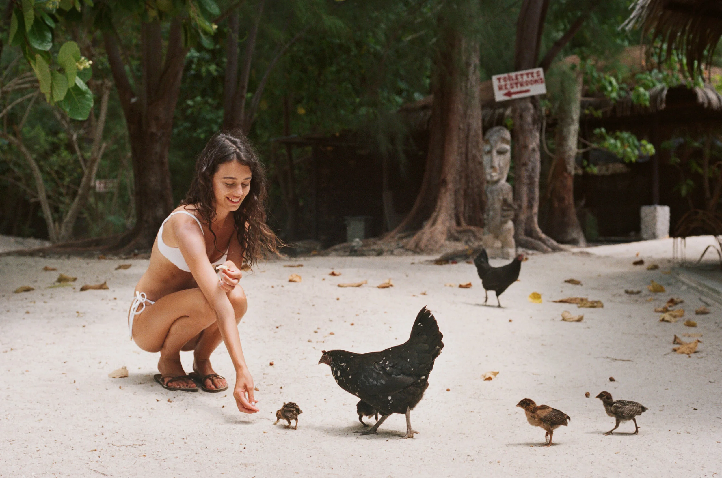 tahiti-model-chicks-patrick-fraser.jpg