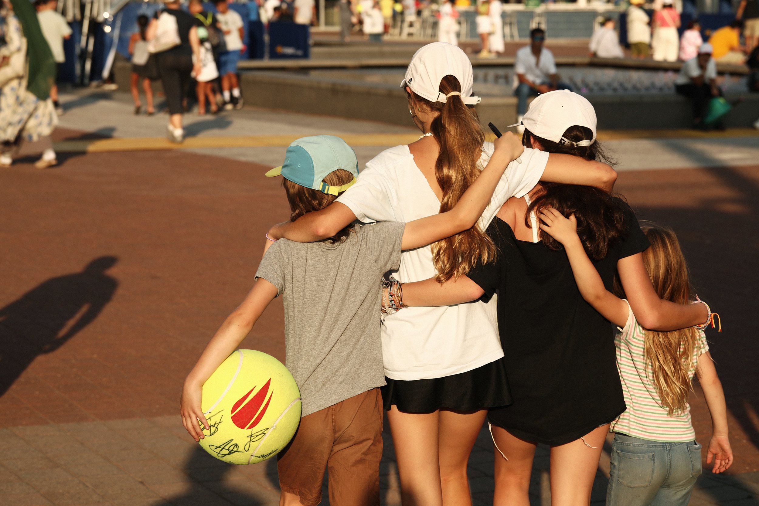 patrick-fraser-tennis-fans-us-open-NYC-kids-web.jpg
