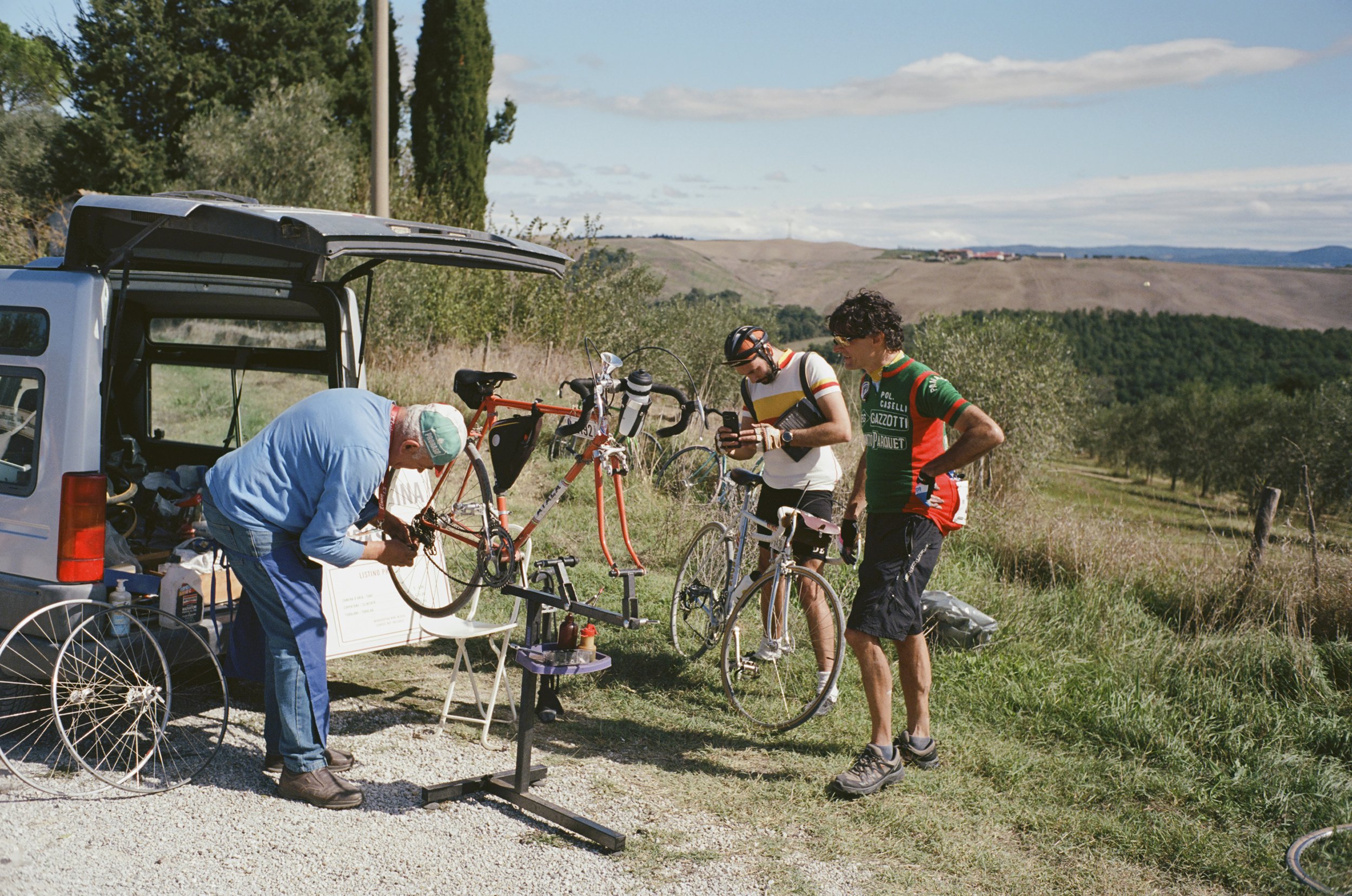 eroica-bike-repair-italy-cycling-patrick-fraser-studio.jpg