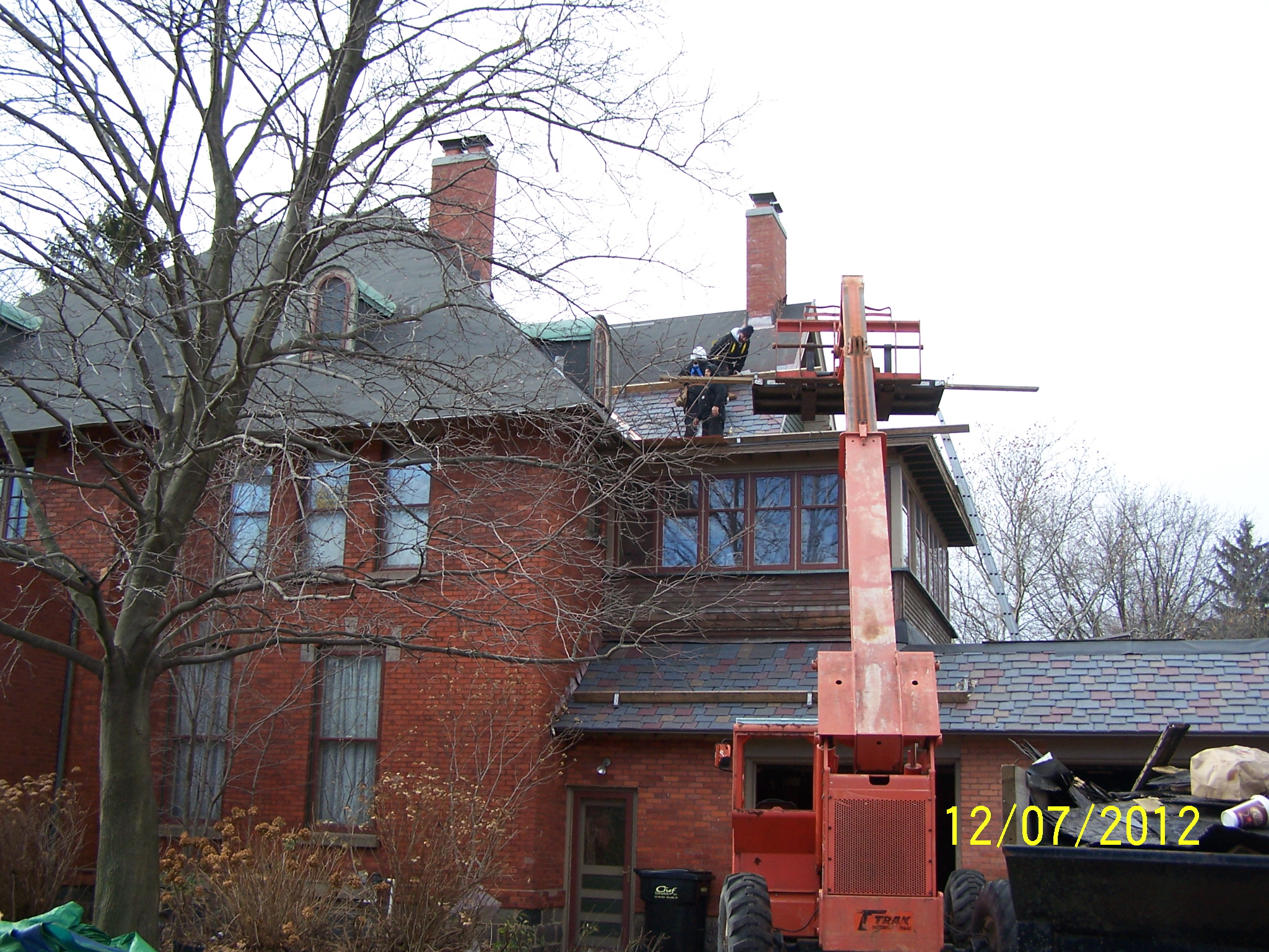 Roofing, Siding, & Windows Contractor in Holland, MI — Pine Creek Construction, Inc
