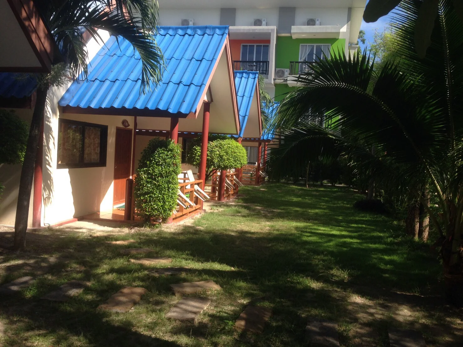 bungalo1.jpg