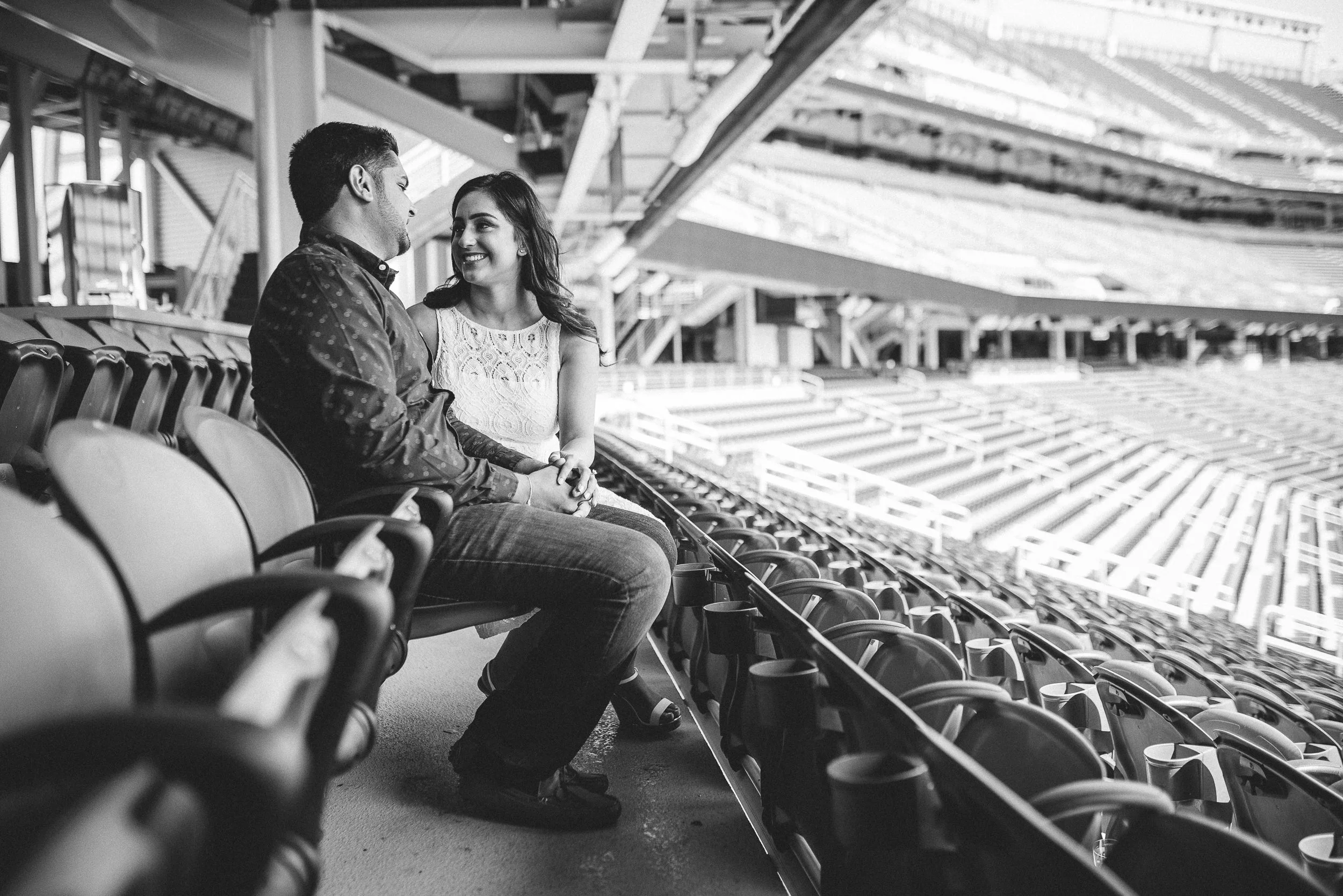 San-Francisco-49ers-Levis-Stadium-Engagement-Photography-003.jpg