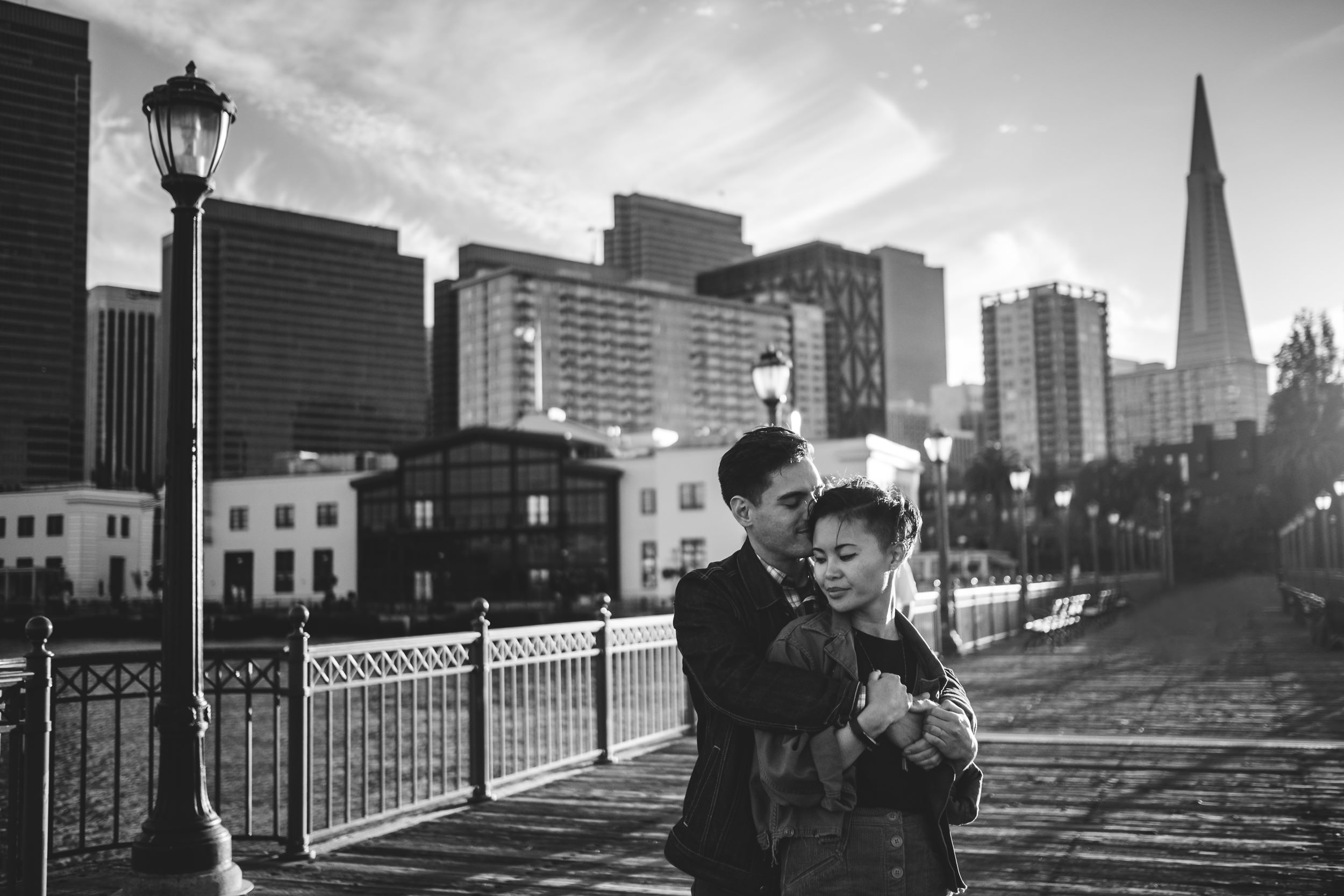 San-Francisco-Embarcadero-Engagement-Photos-010.jpg