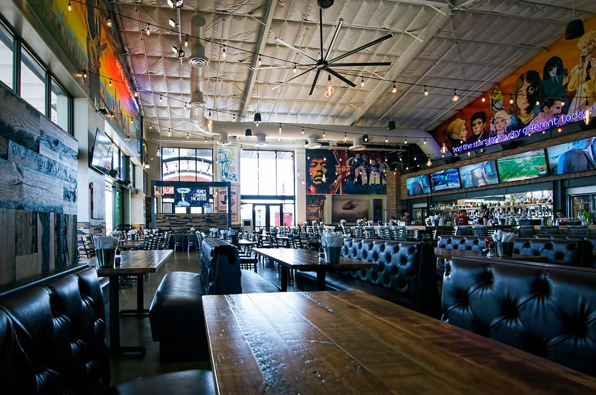 Rock & Brews Restaurant // The Colony, TX — RUSTBELT RECLAMATION