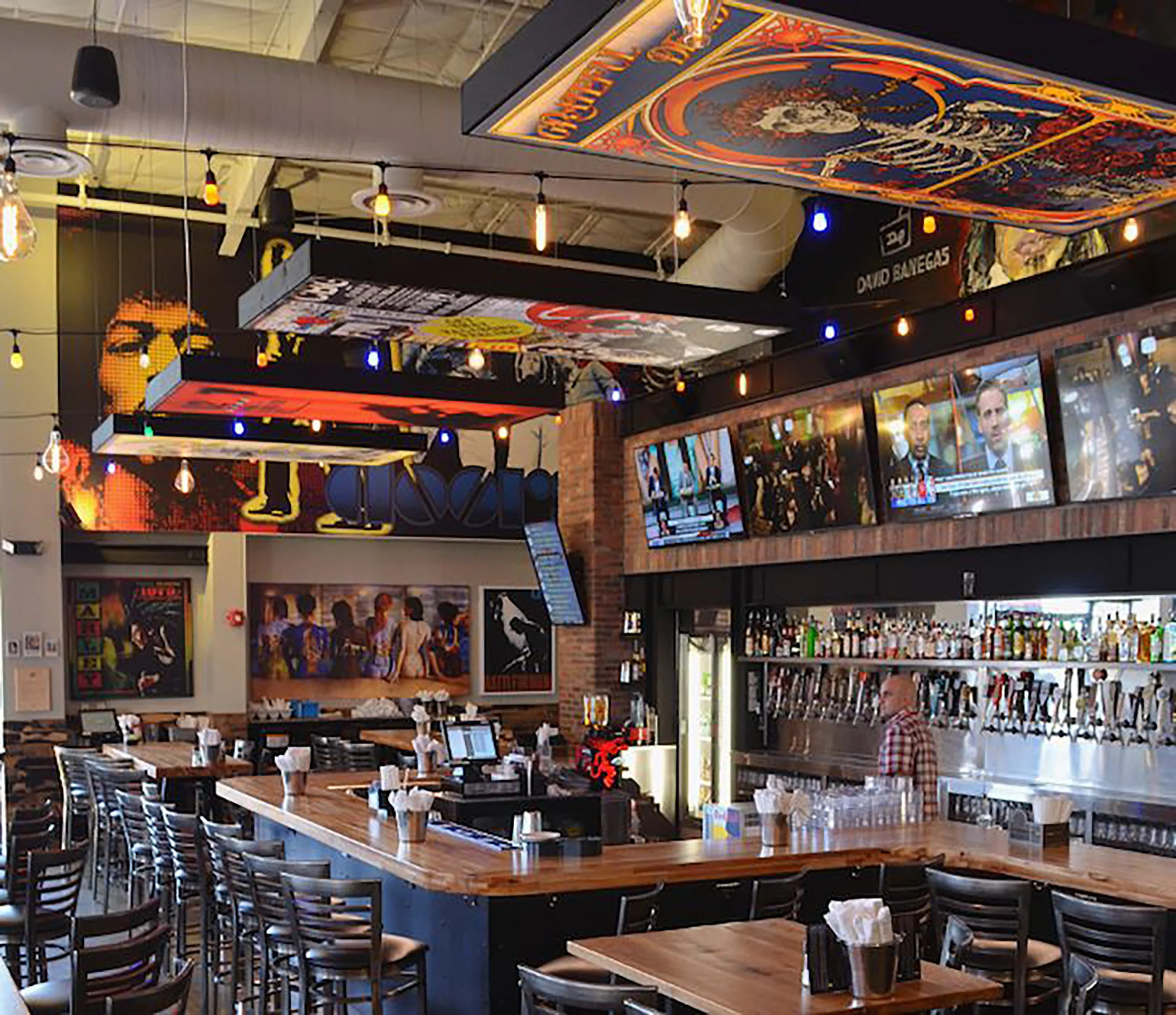 Bar: Reclaimed hickory & pecan stamping plant material / 75' linear