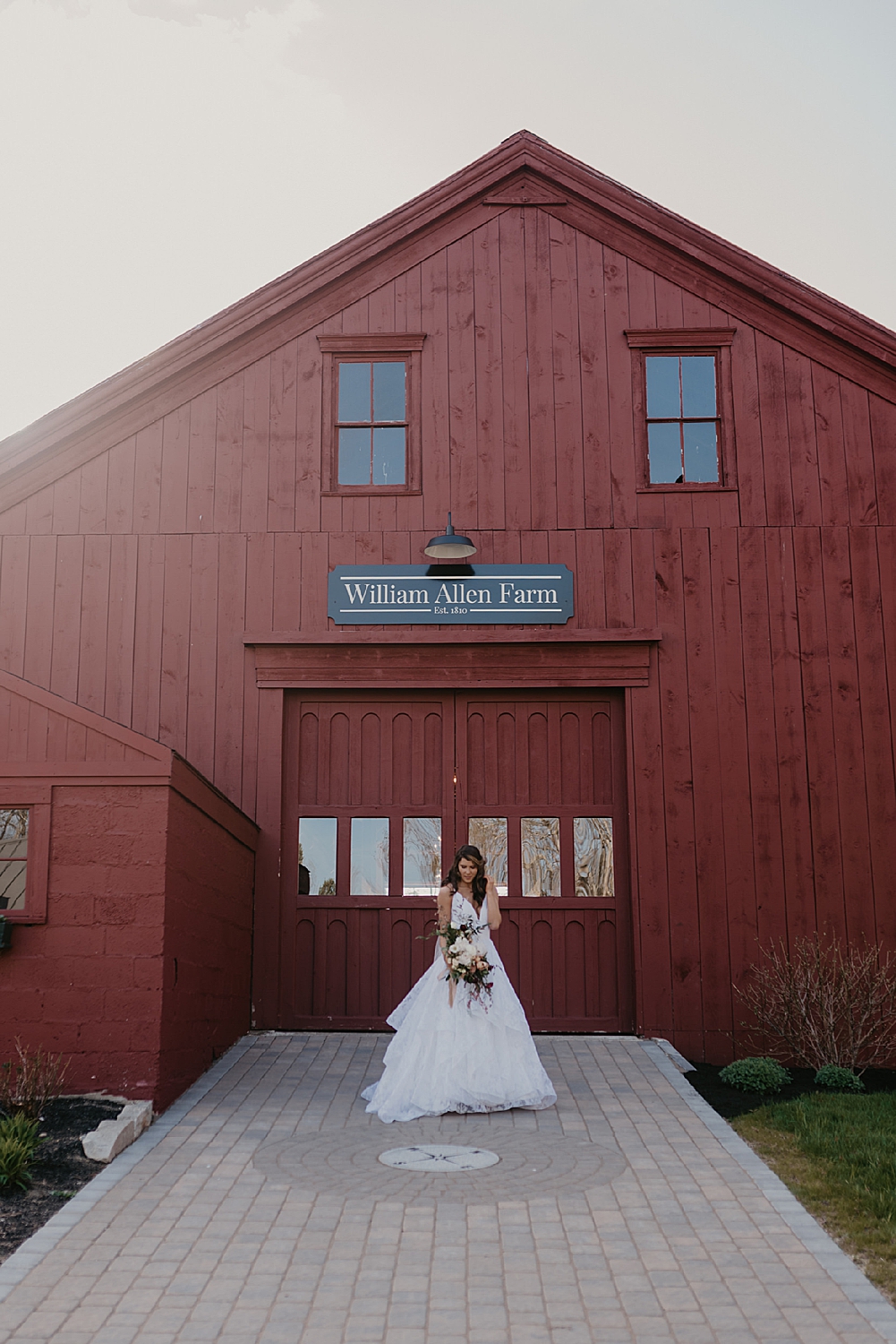 CodyJamesBarryPhotography_WilliamAllenFarmWedding_StyledShootsAcrossAmerica-23.jpg