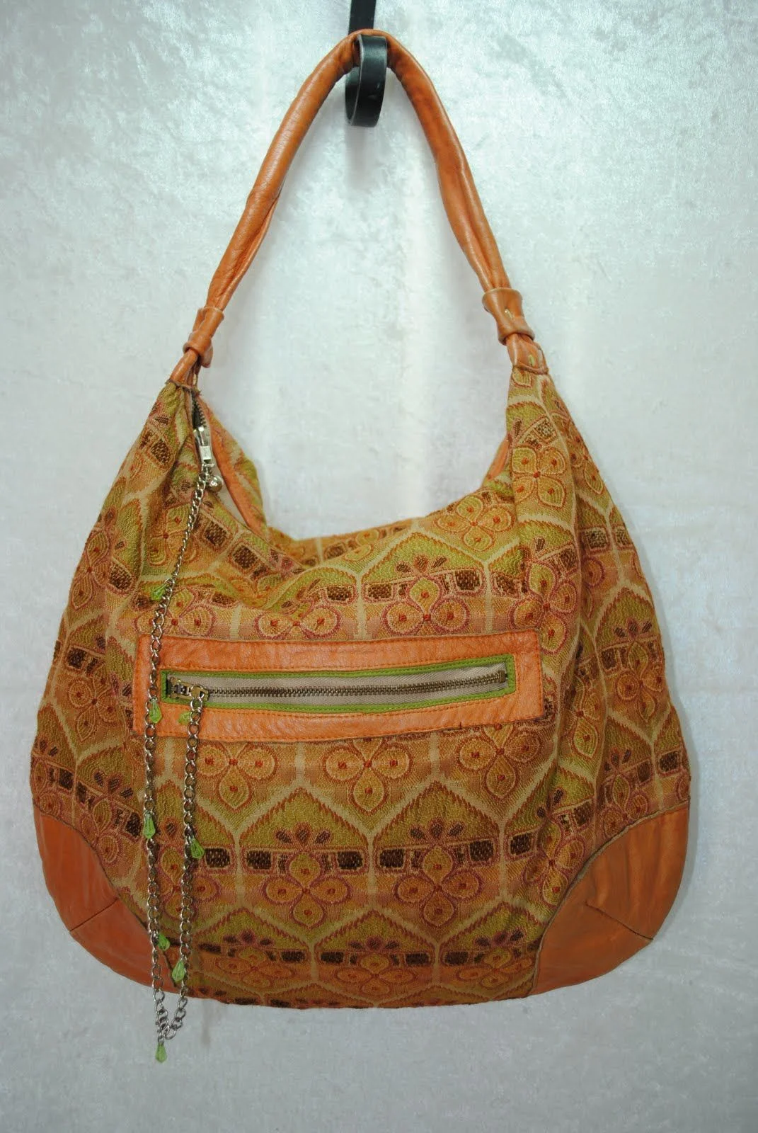 Mid size purses - 175.jpg
