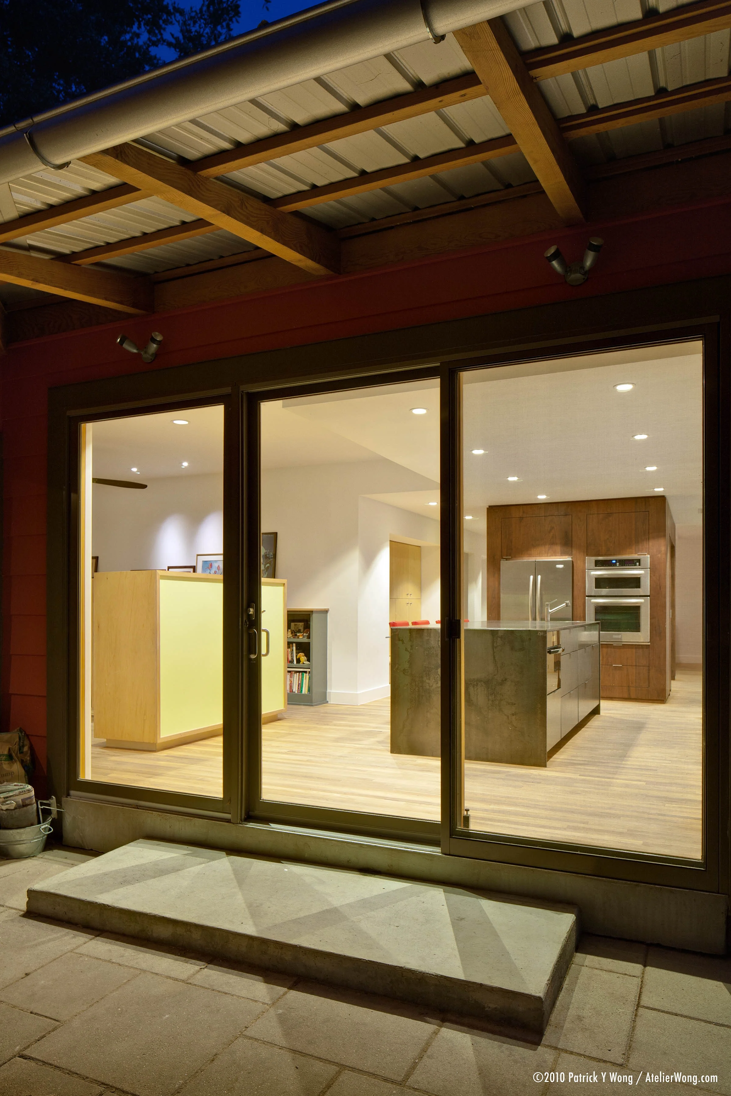 10-stuart-sampley-architect-asutin-monroe-remodel.jpg