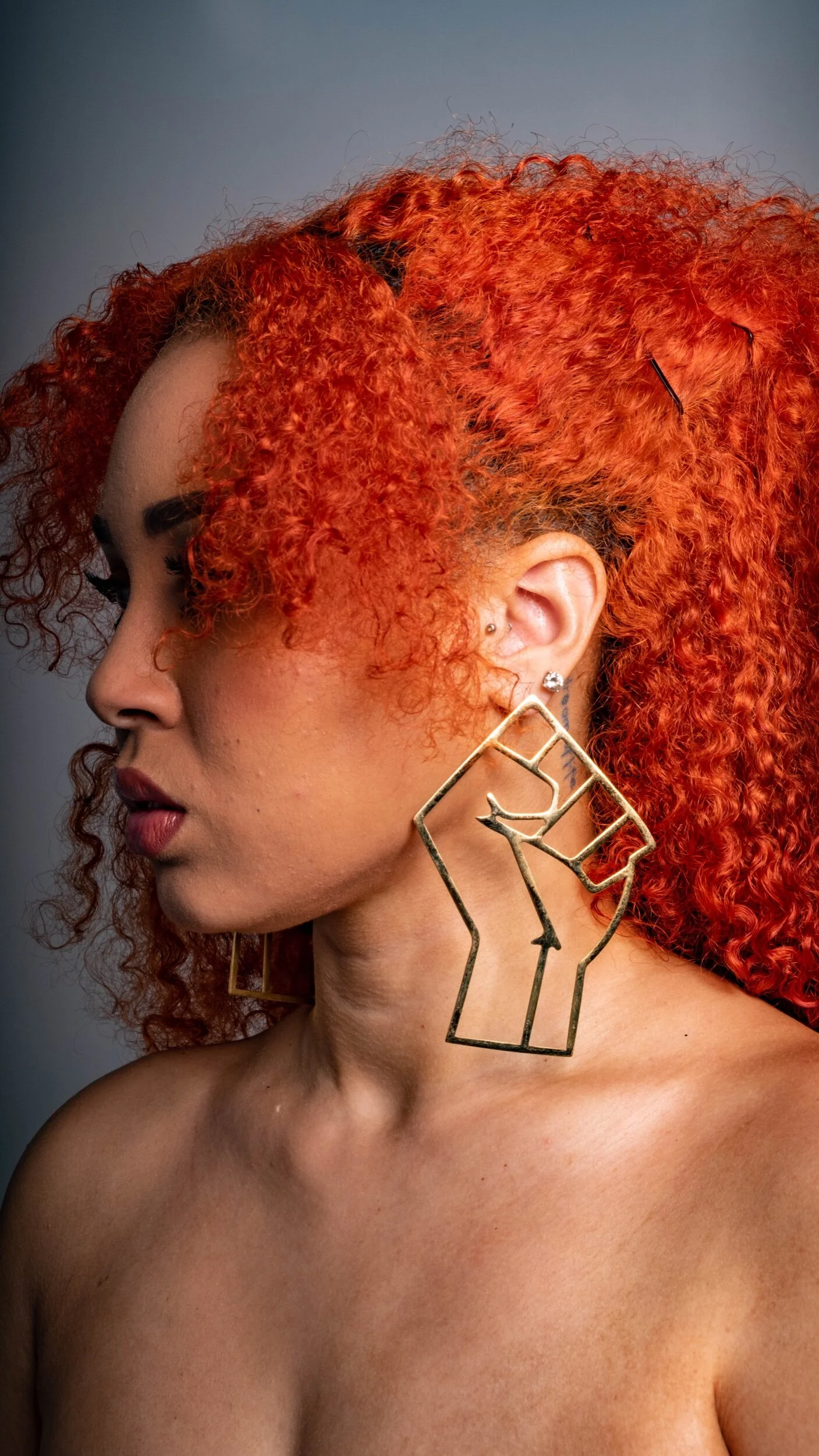 4CBB00A2-5F0F-4D0D-B37C-41A28FCF2137