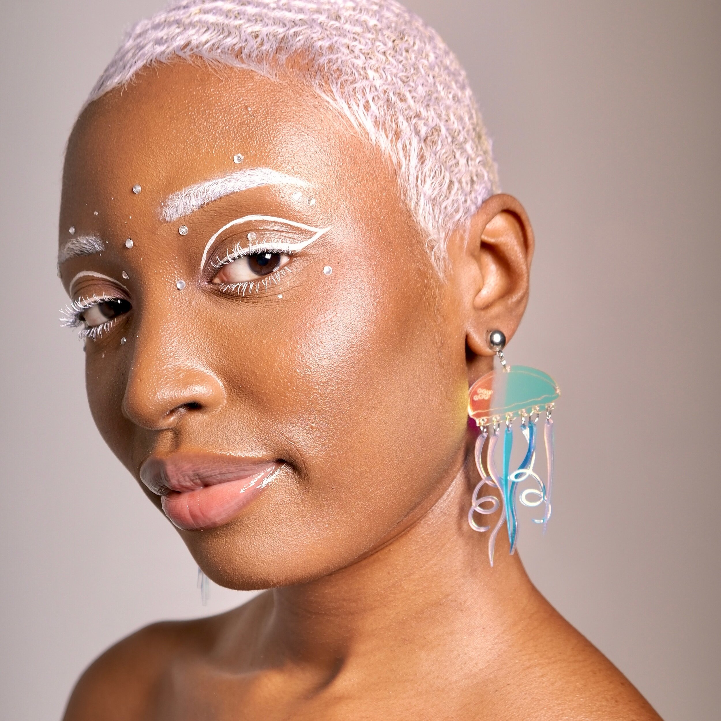 4BFC8B48-7334-4A0B-A5A7-44DFDA8A69EE